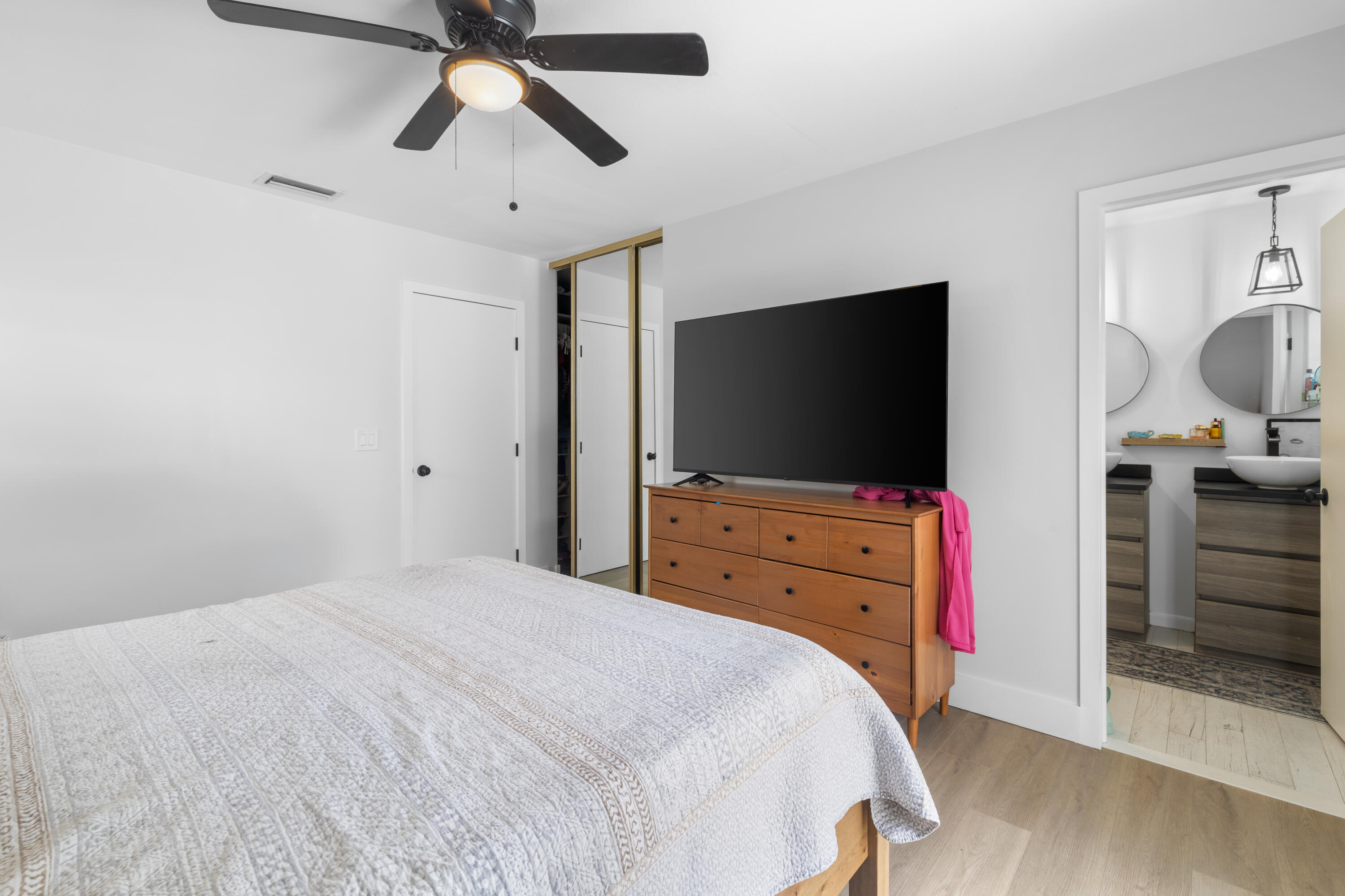 SKY LAKE 3 - Residential