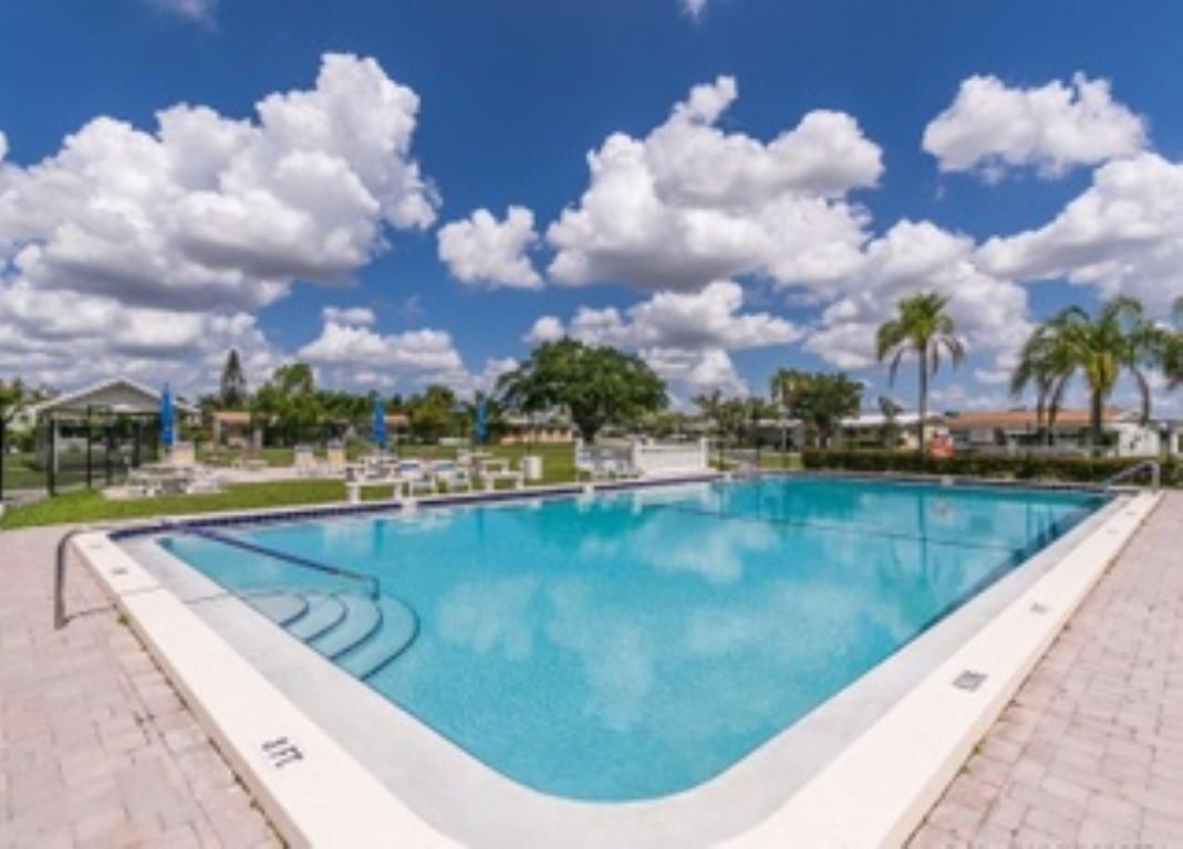 Mainlands Of Tamarac Lake - Residential