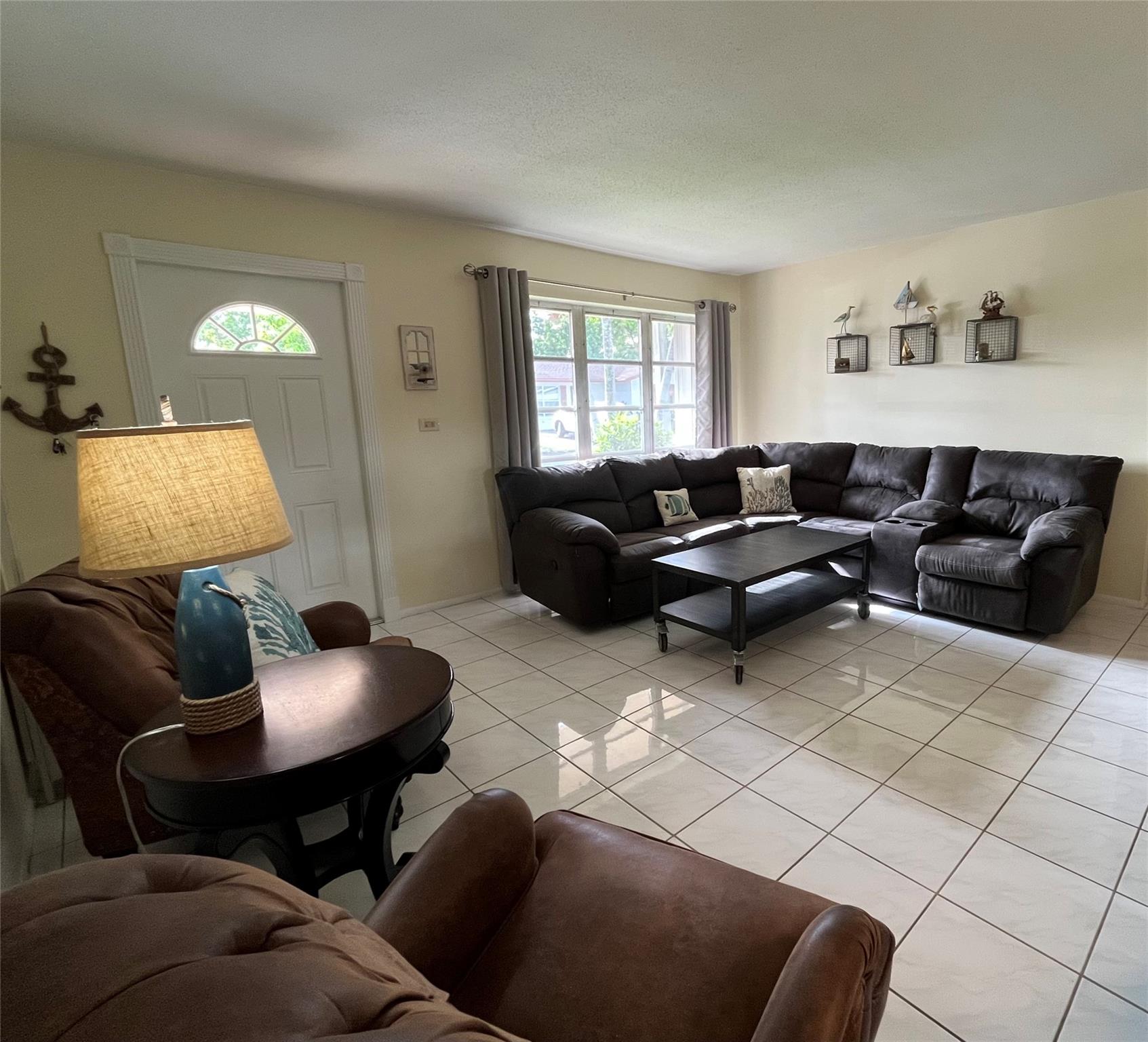Mainlands Of Tamarac Lake - Residential