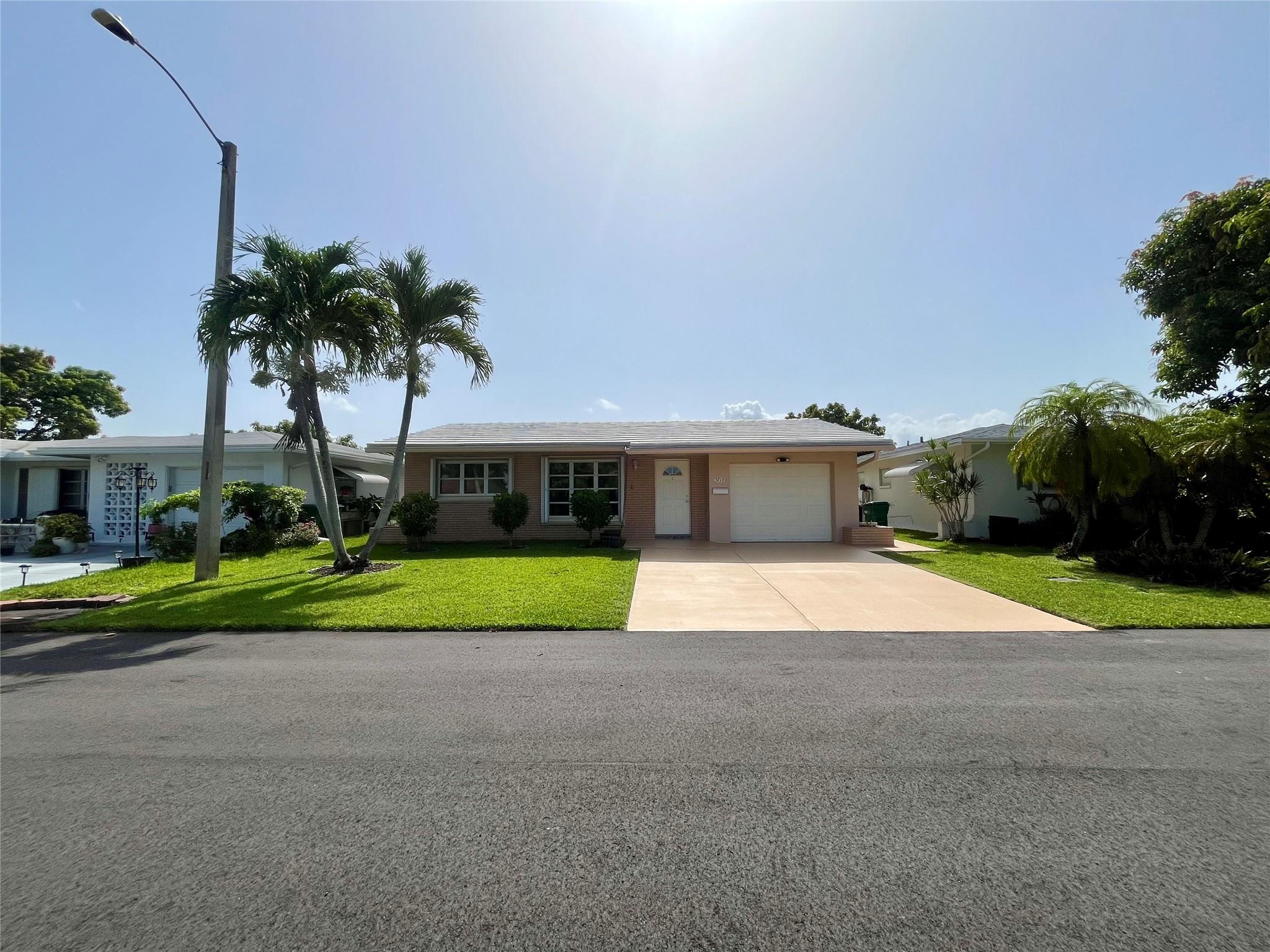 Mainlands Of Tamarac Lake - Residential