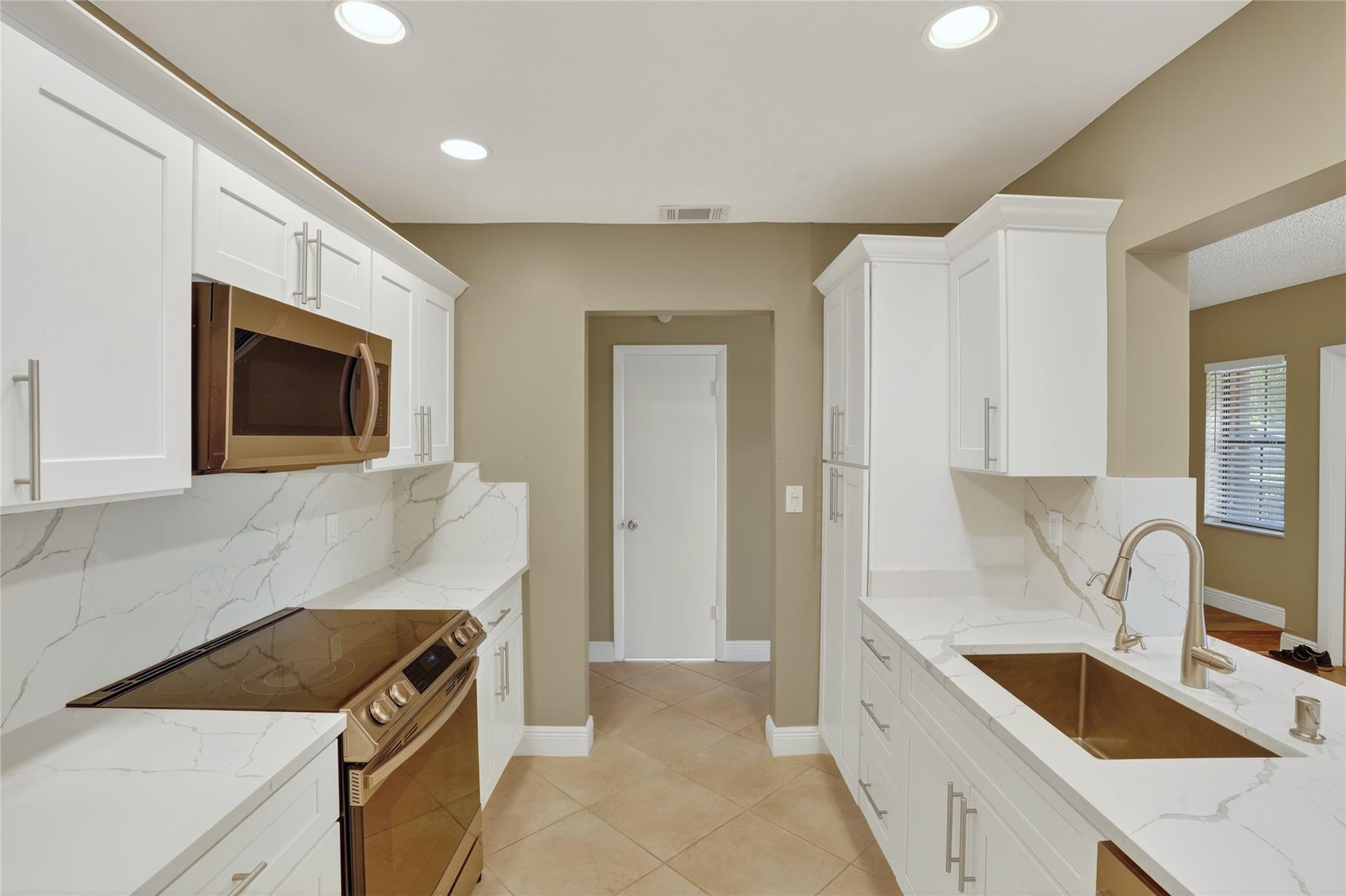 WILTON PINES TOWNHOUSES - Residential