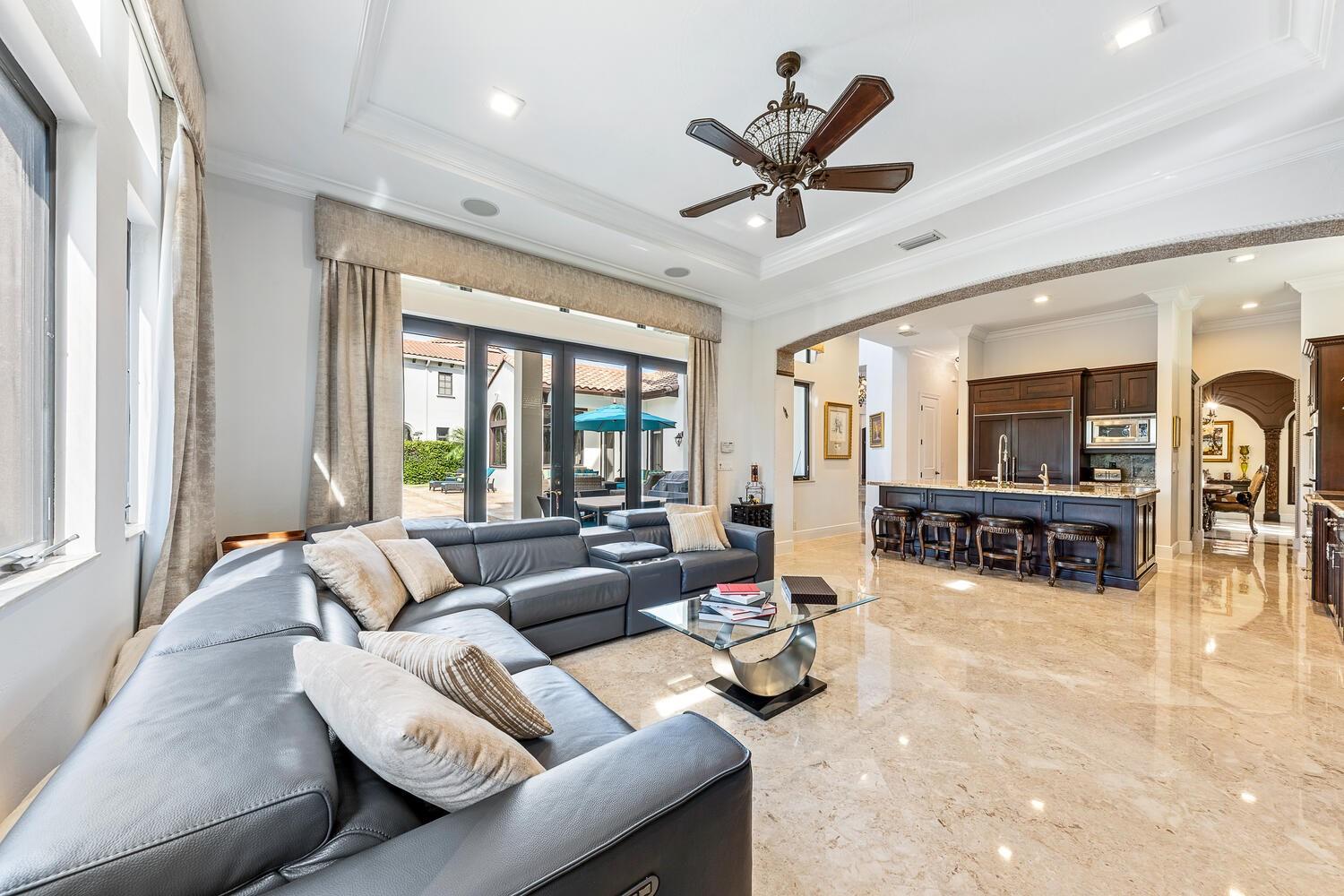 Parkland Golf & Country C - Residential