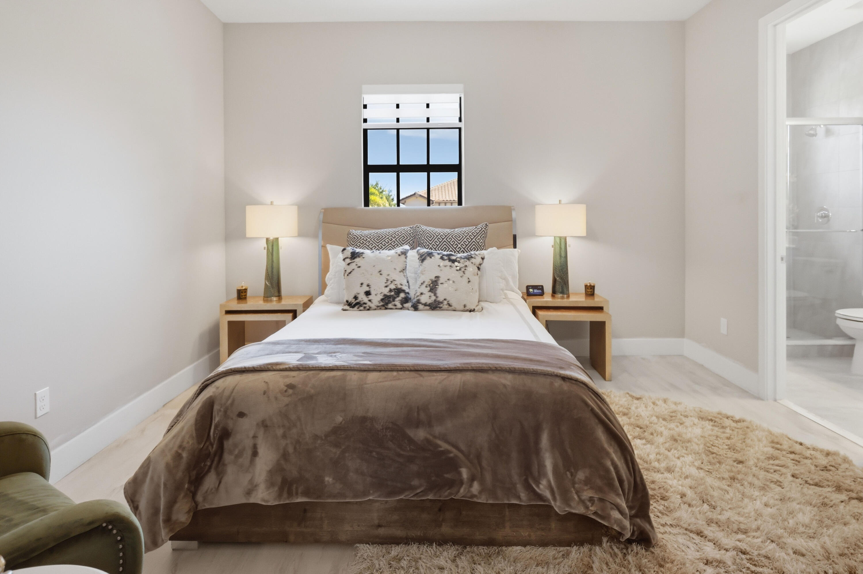 DEBUYS REPLAT NO 1 - Residential