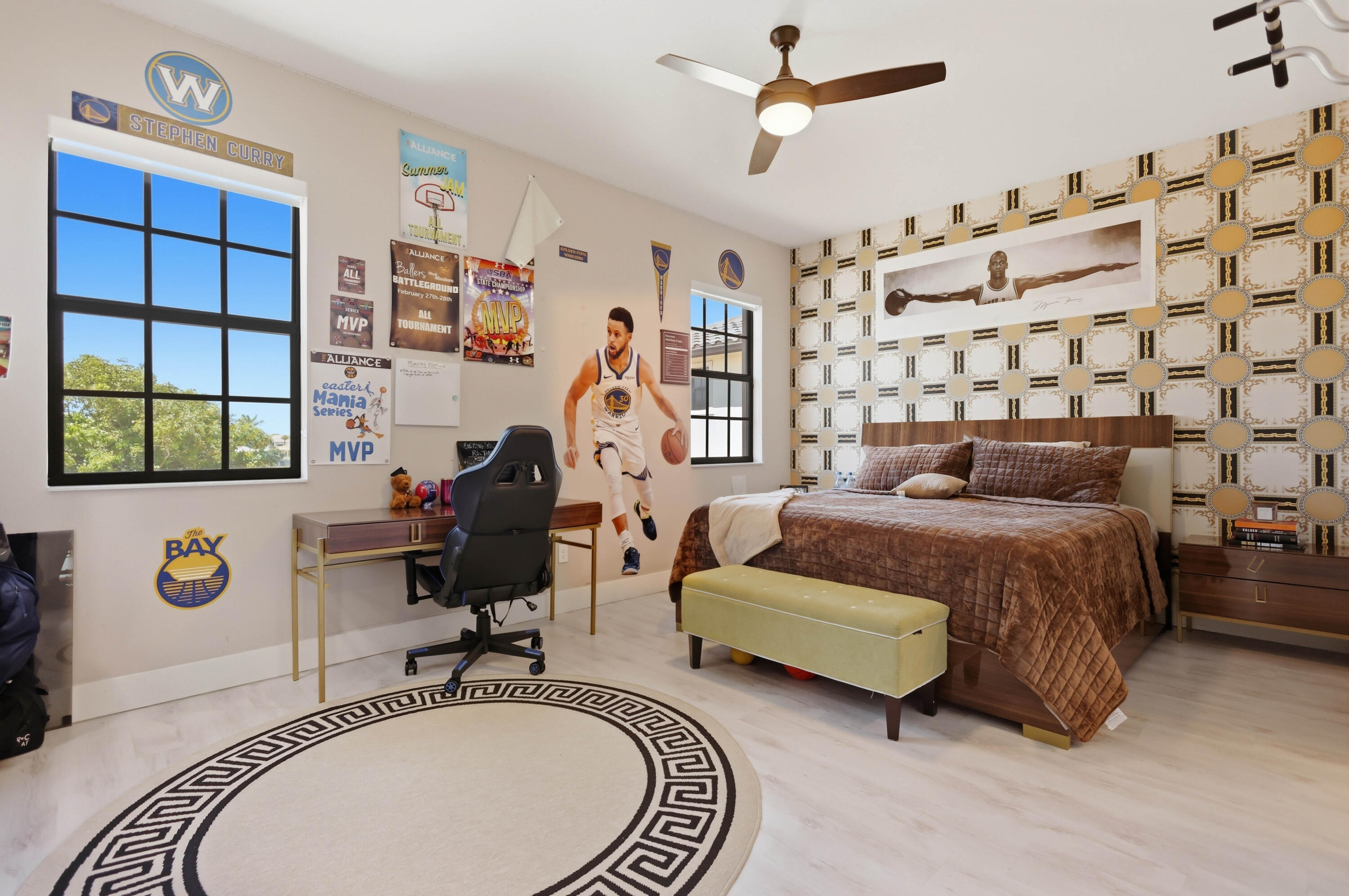DEBUYS REPLAT NO 1 - Residential