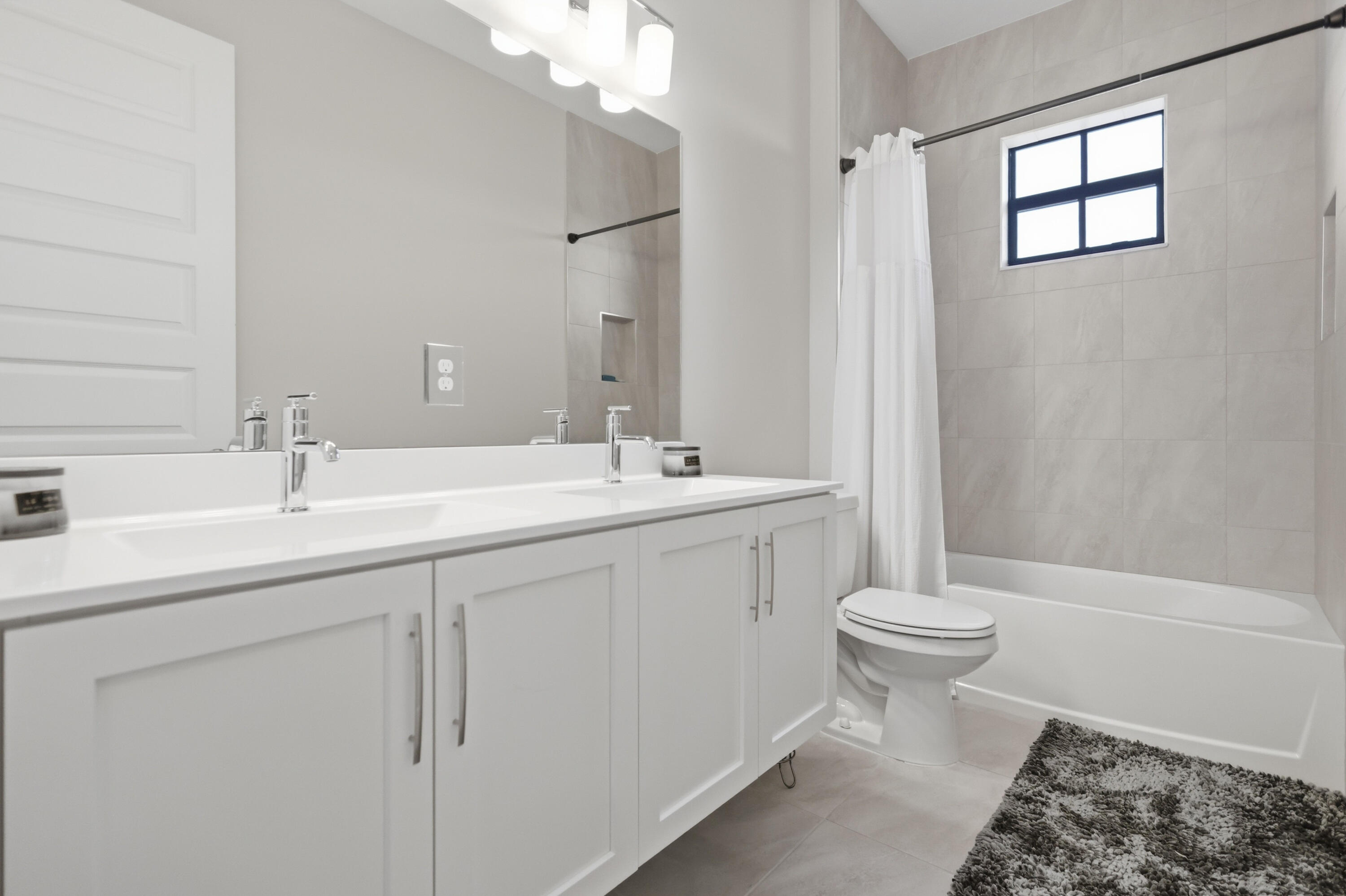 DEBUYS REPLAT NO 1 - Residential