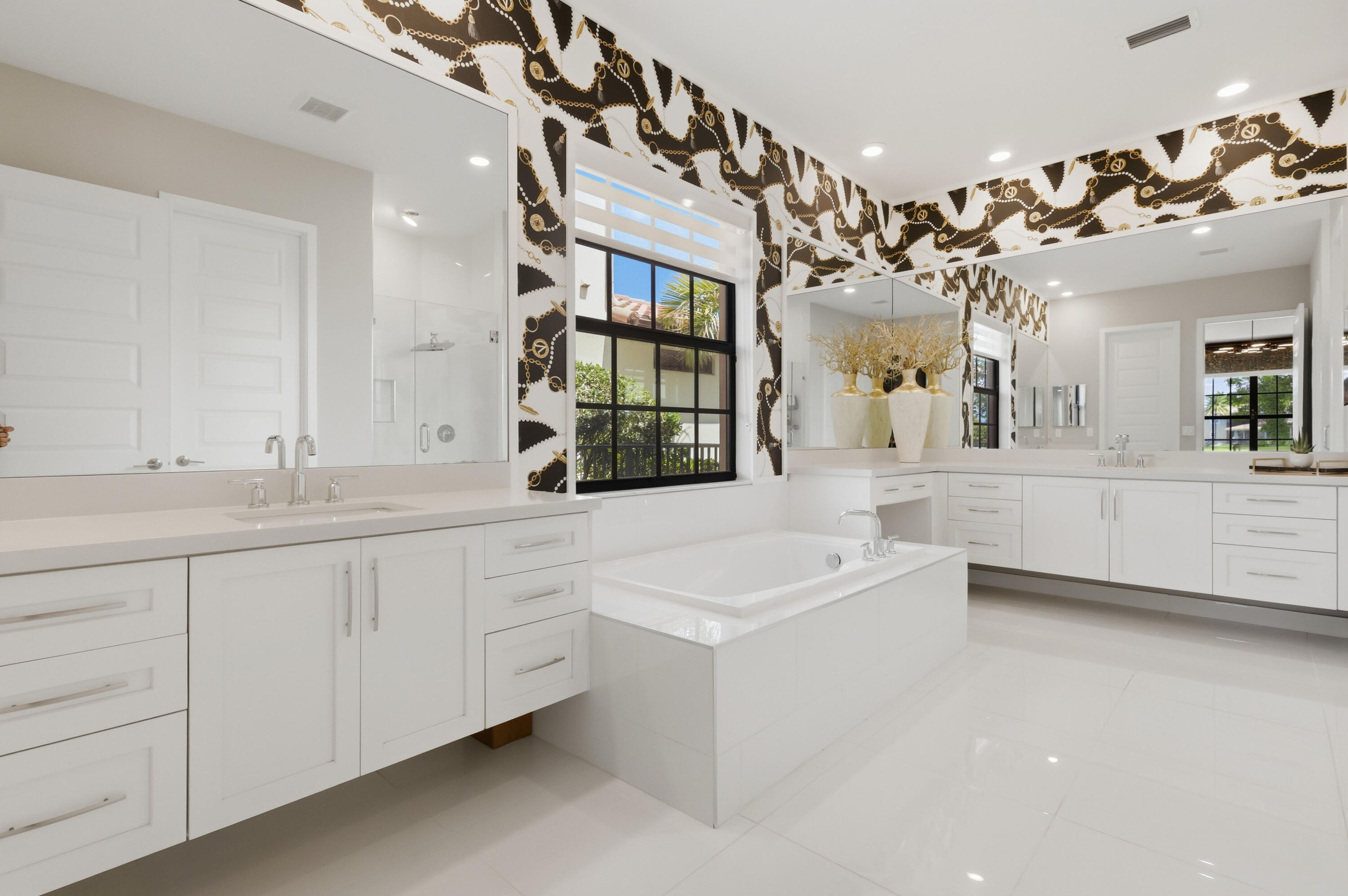 DEBUYS REPLAT NO 1 - Residential