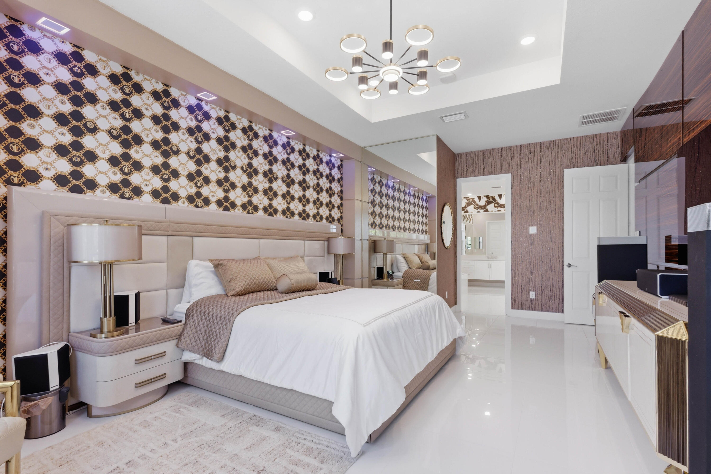 DEBUYS REPLAT NO 1 - Residential
