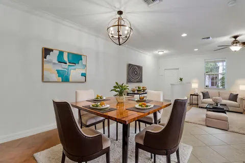 110 E Pigeon Plum Drive Unit 102, Jupiter, FL MLS: R11083817