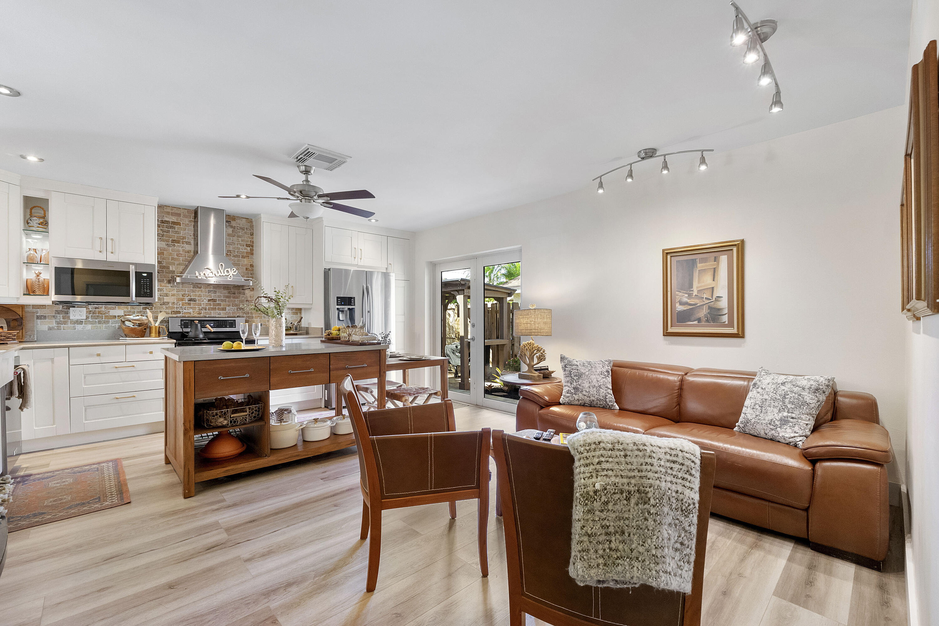 STONEBRIDGE PHASE 1 - Residential