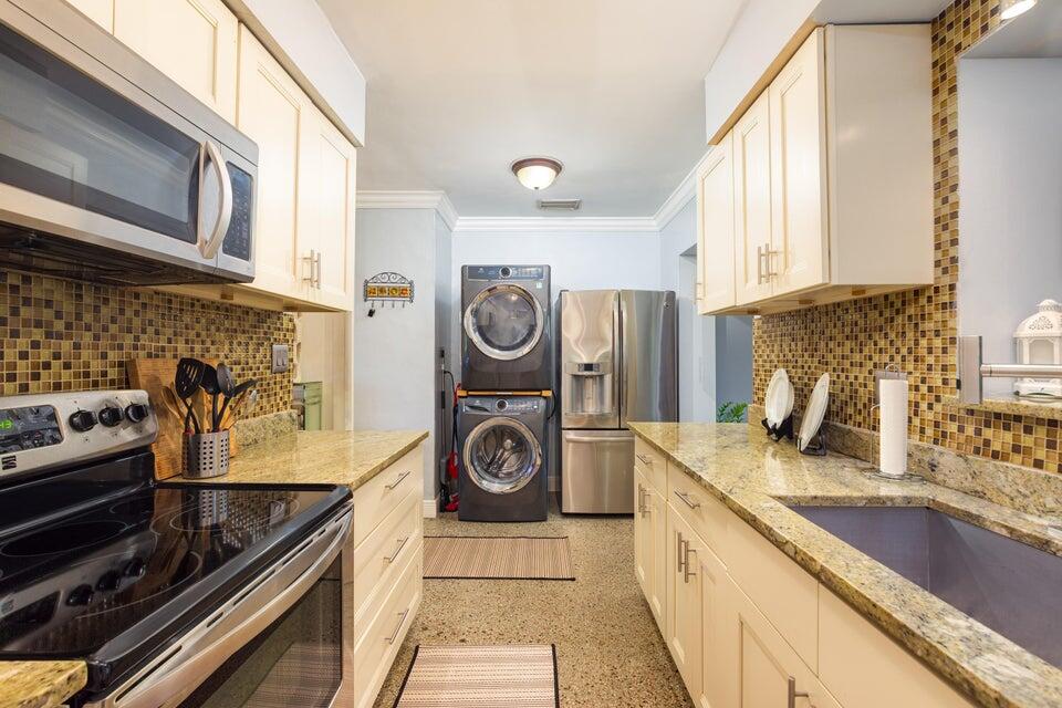 BOWERS PARK - Residential Lease