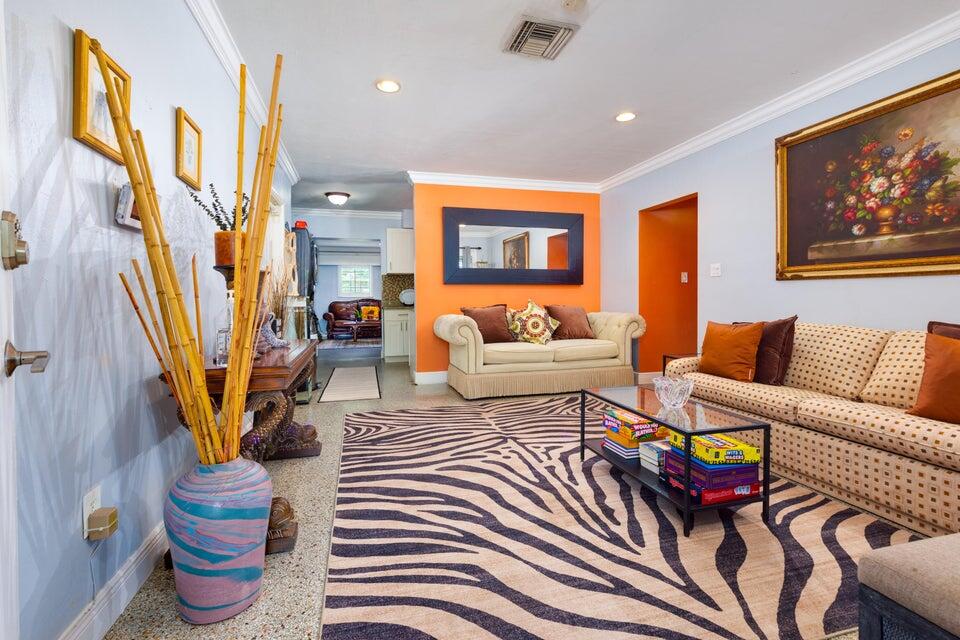 BOWERS PARK - Residential Lease