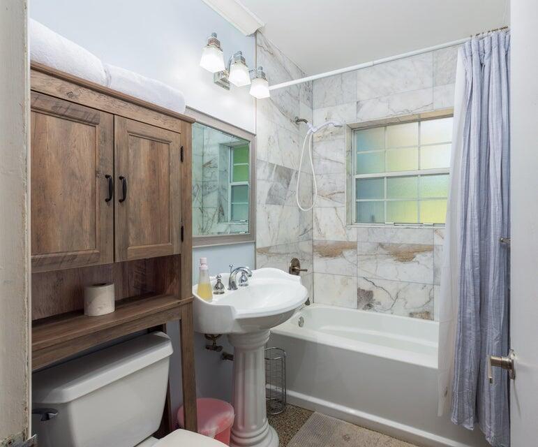 BOWERS PARK - Residential Lease