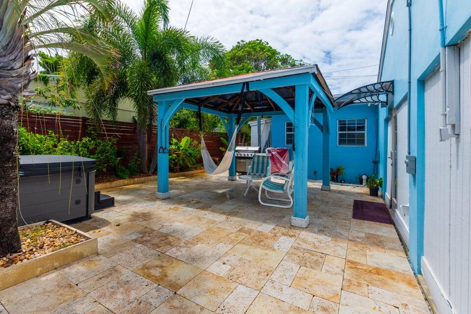 BOWERS PARK - Residential Lease