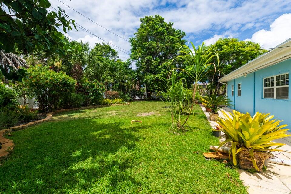 BOWERS PARK - Residential Lease