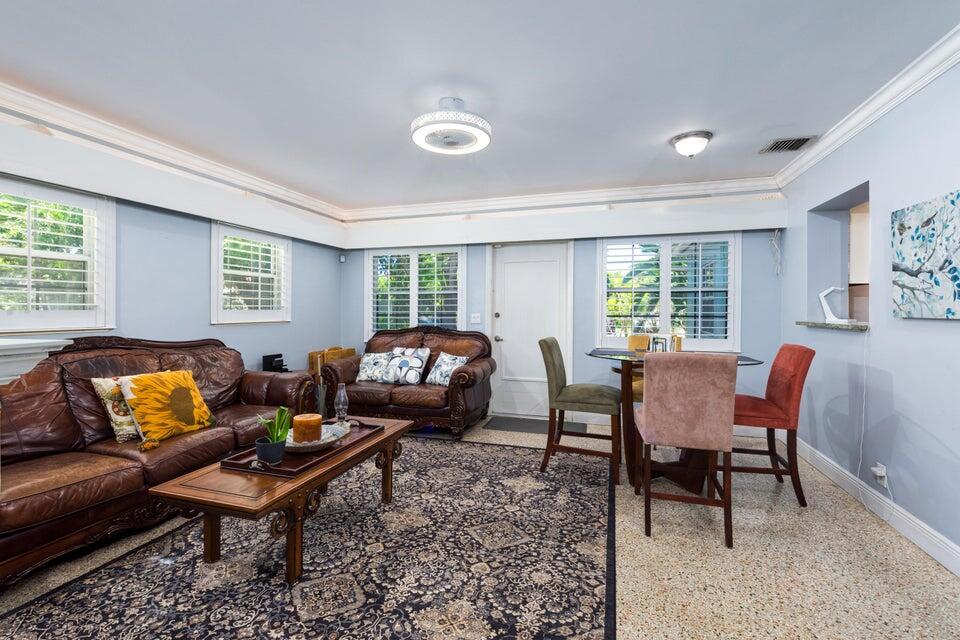 BOWERS PARK - Residential Lease