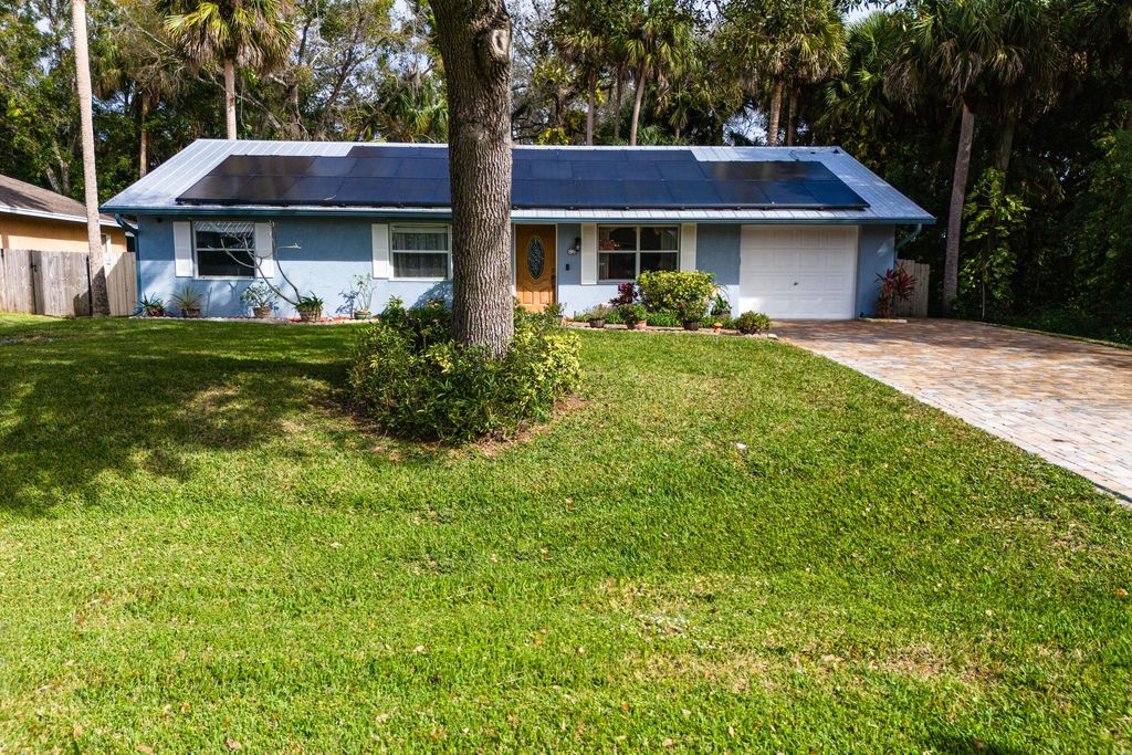 Photo of 1653 SW Lexington Drive, Port Saint Lucie, FL 34953 (MLS # R10950948)