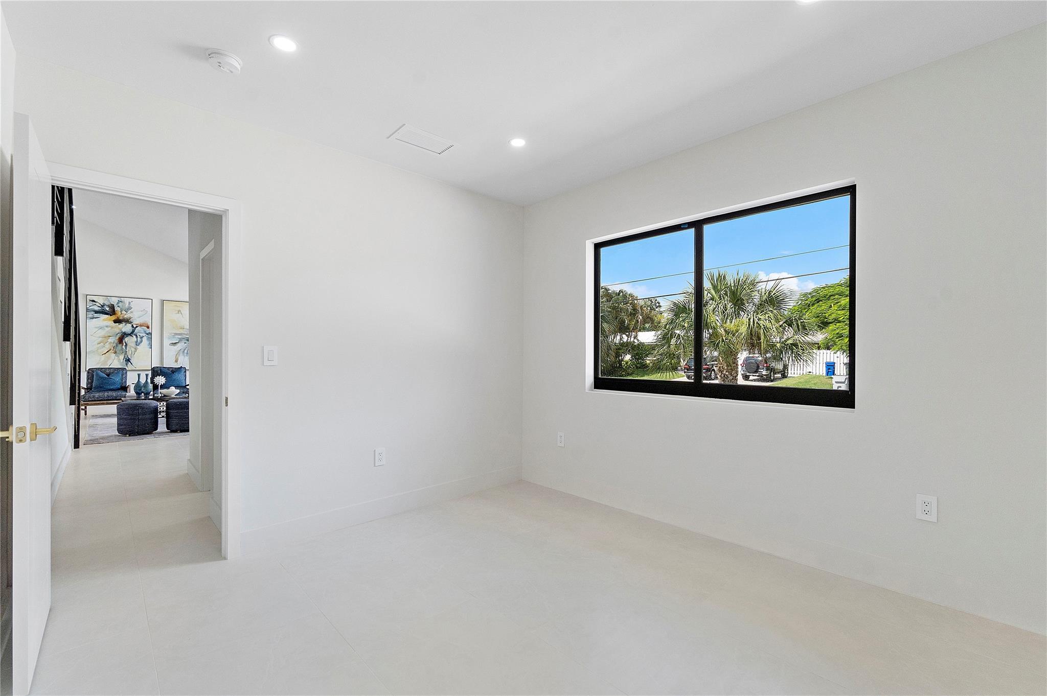 Country Club Isles 42-40 - Residential