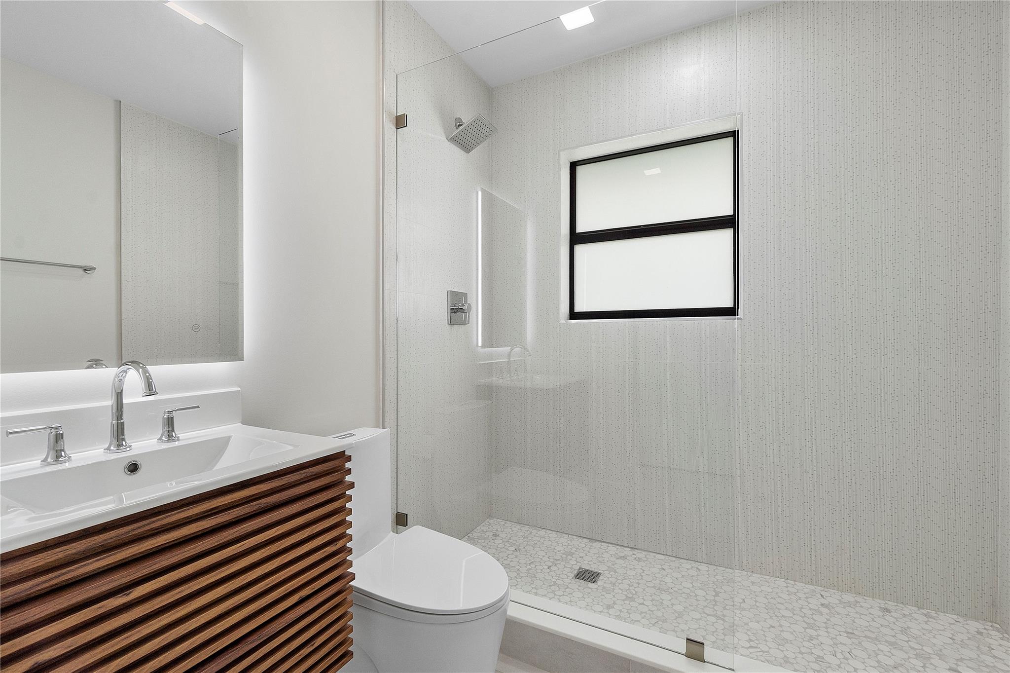 Country Club Isles 42-40 - Residential