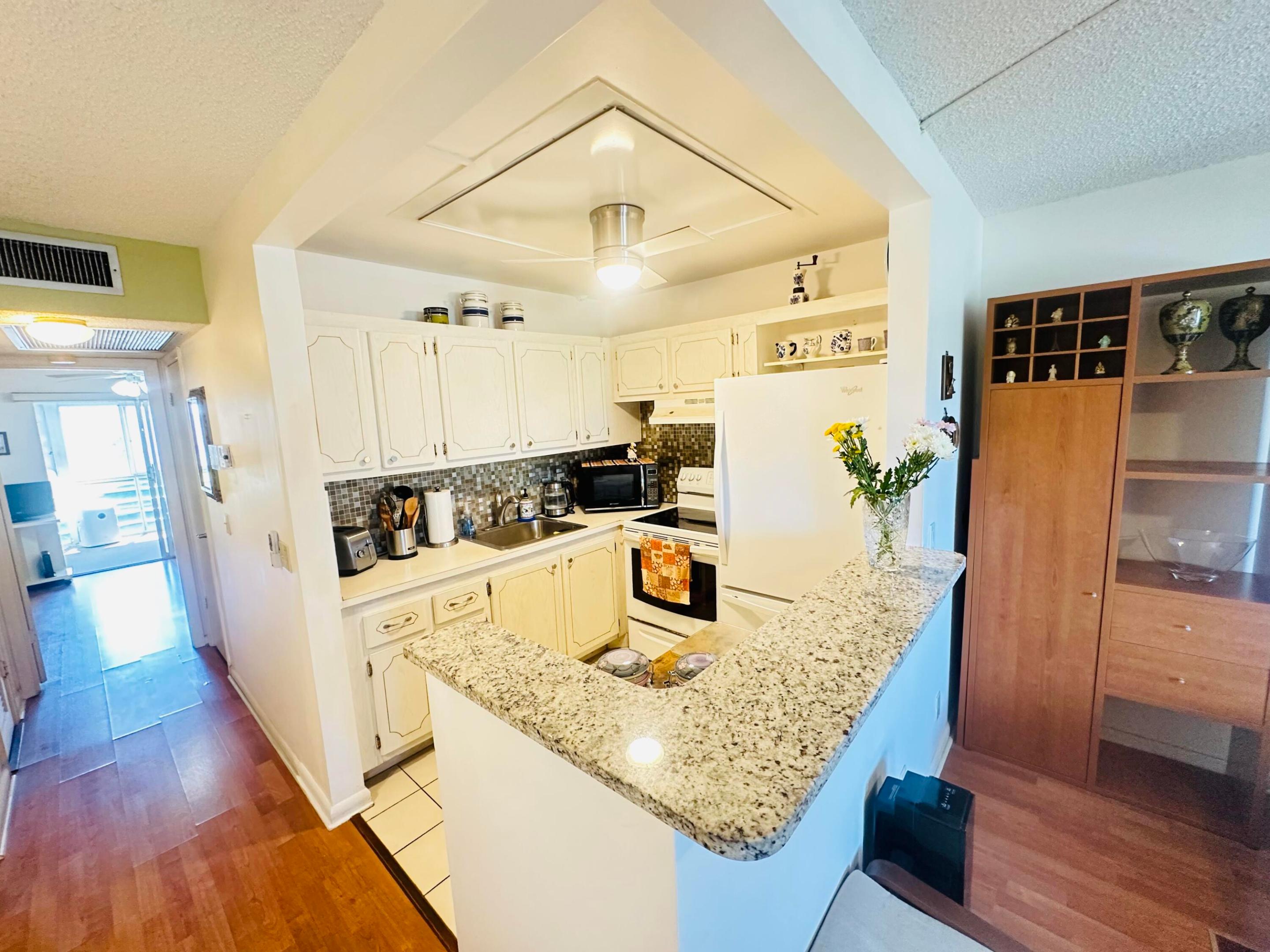 HARWOOD C CONDO - Residential