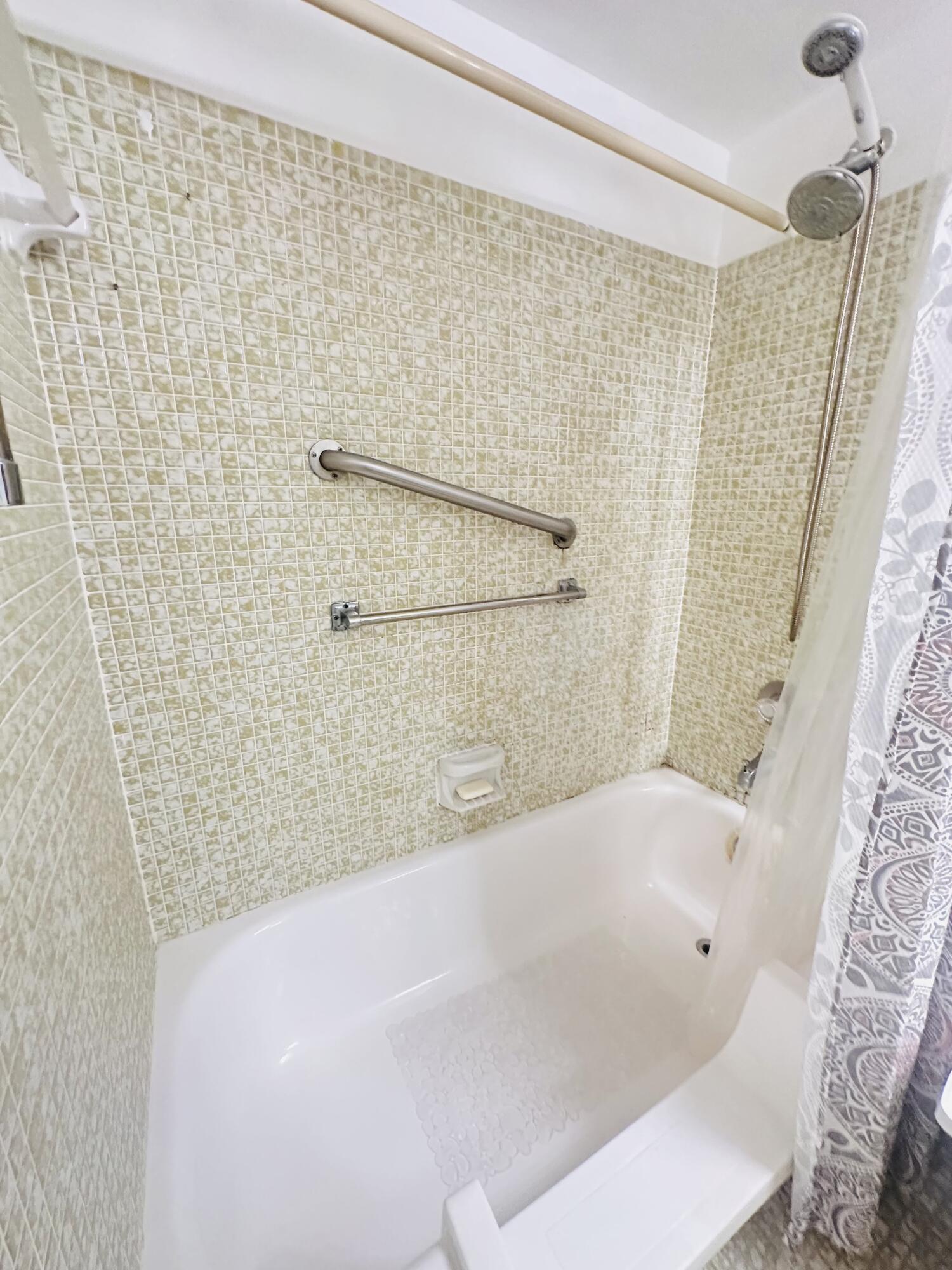 HARWOOD C CONDO - Residential