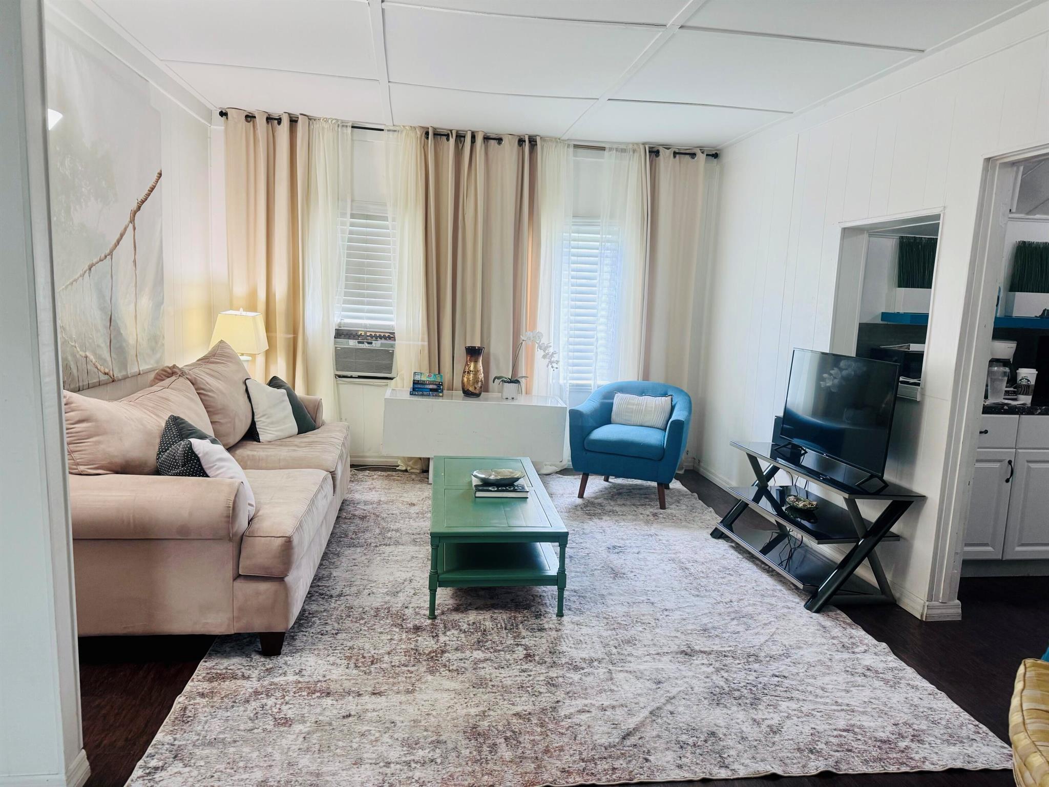 LAKE WORTH - Residential Lease