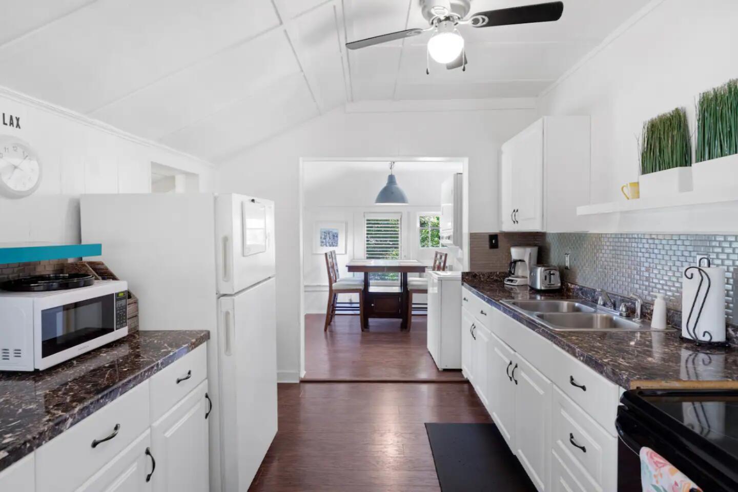 LAKE WORTH - Residential Lease