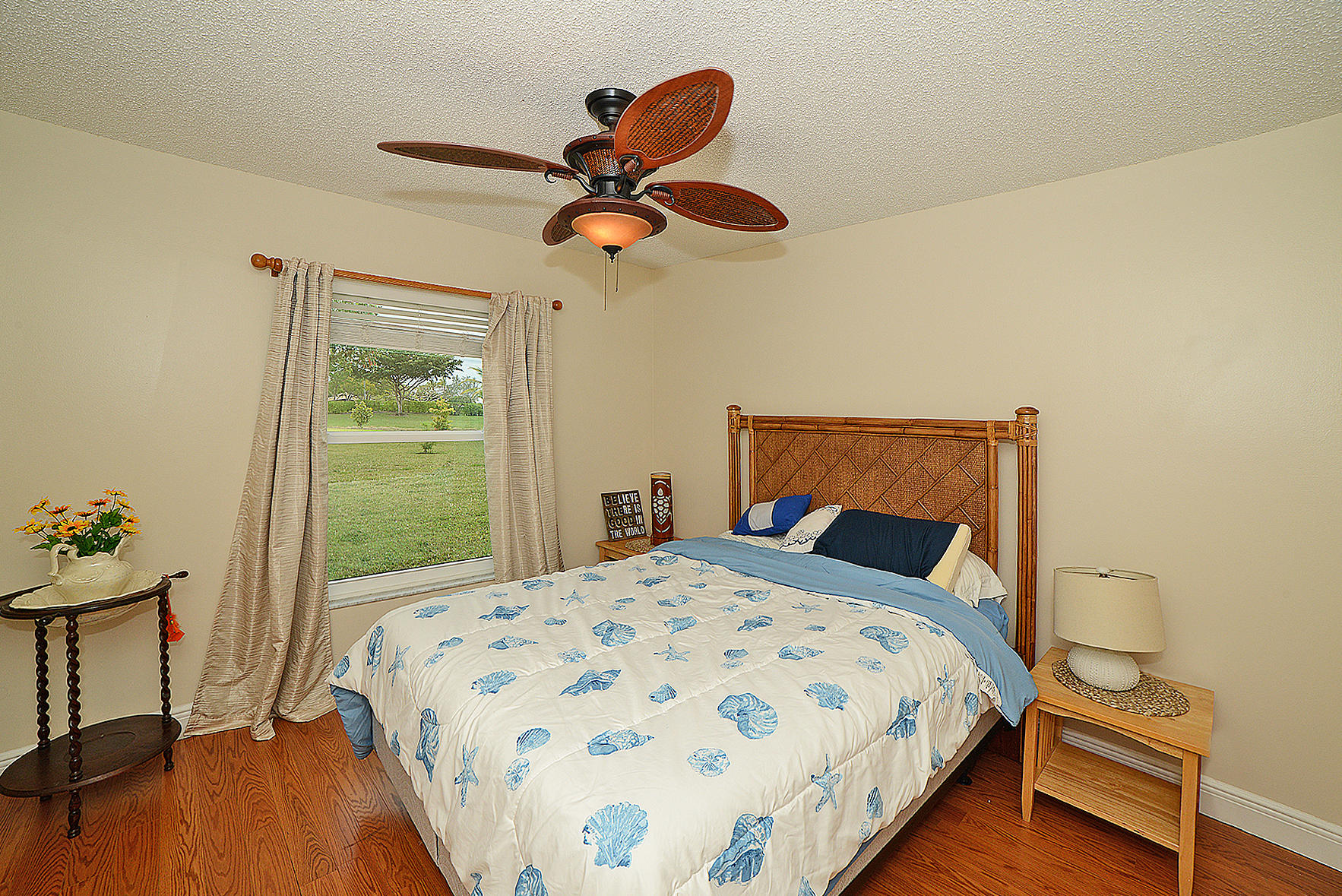 ISLAND LAKES - Residential