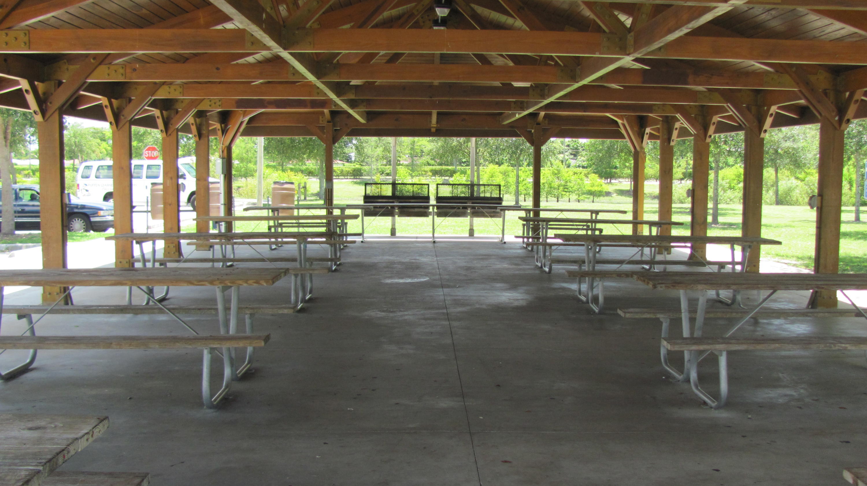 ISLAND LAKES - Residential