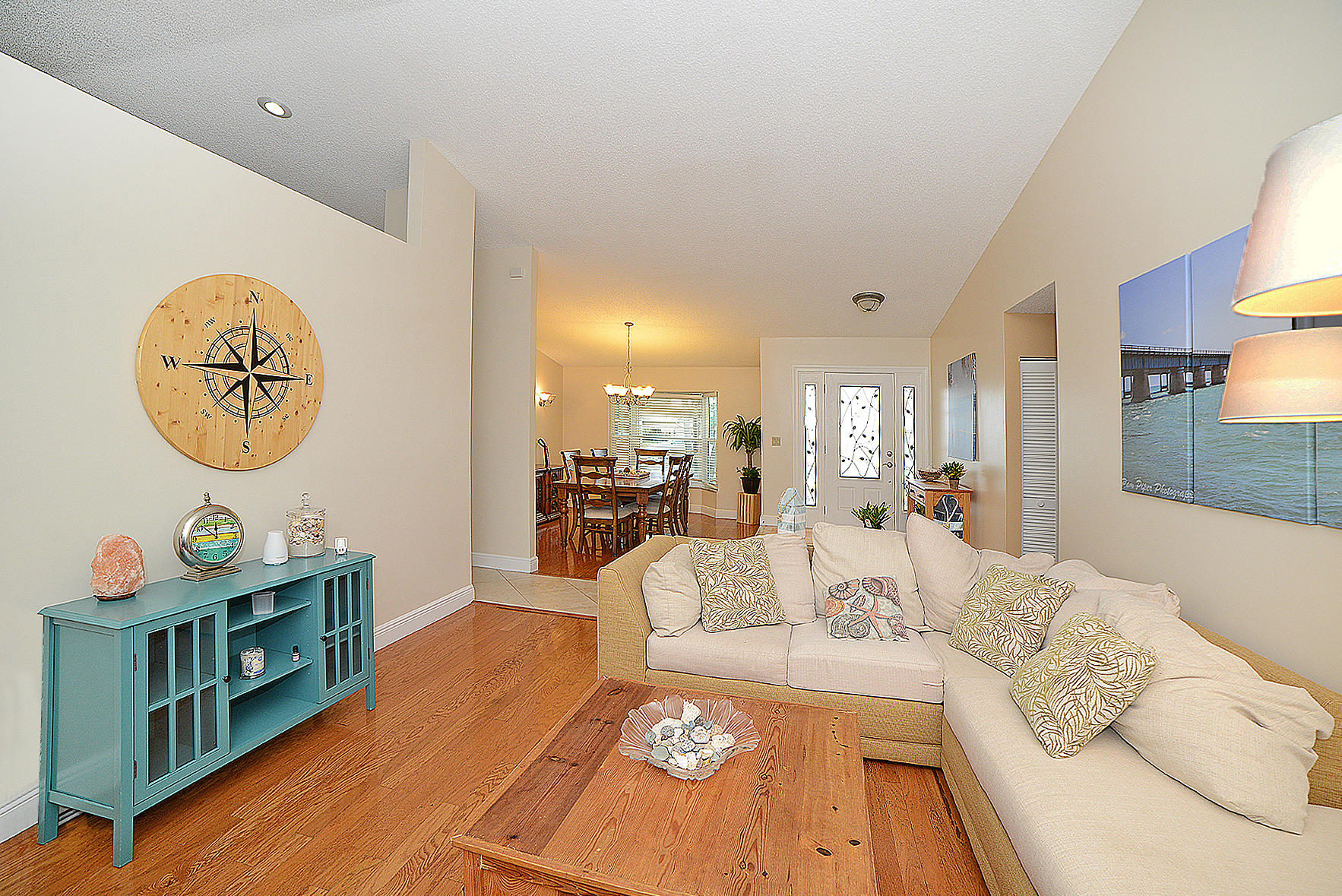 ISLAND LAKES - Residential