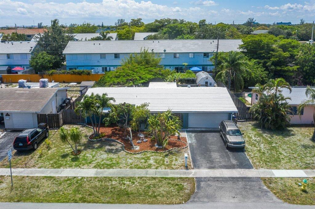 CORAL MANOR - Residential