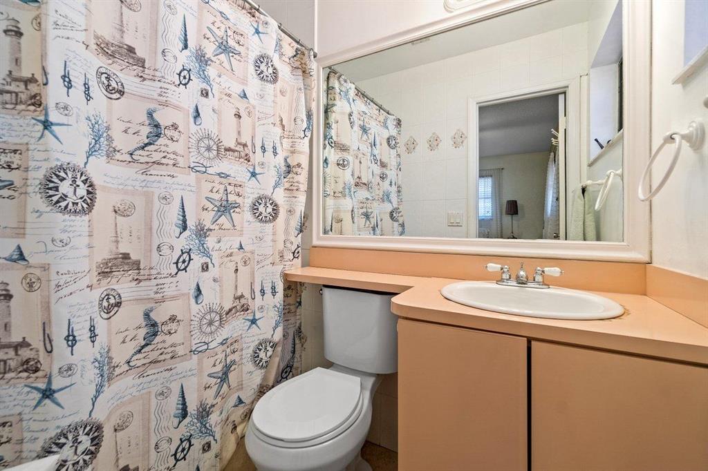 CORAL MANOR - Residential