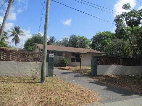 871 SW 10th St Pompano Beach FL 33060