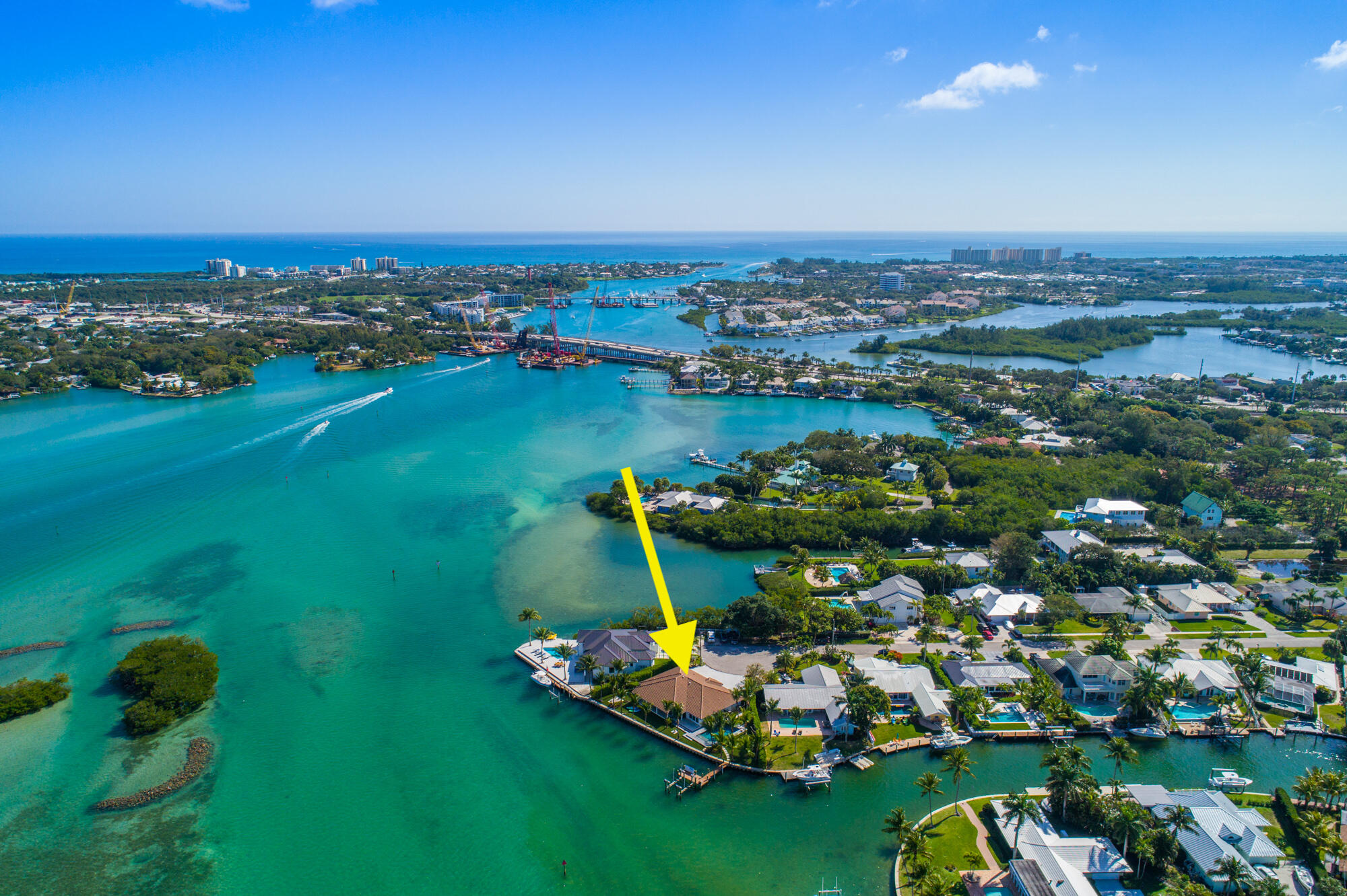 RIO VISTA OF ISLAND SHORE - Residential