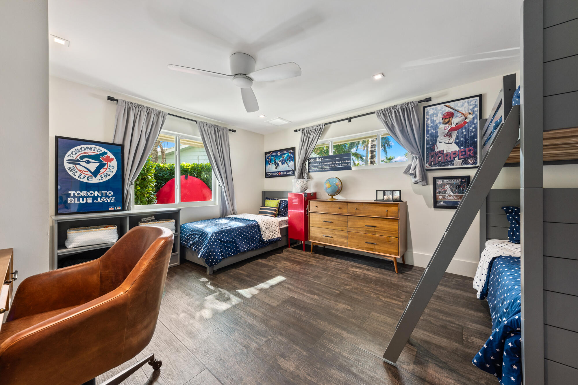 RIO VISTA OF ISLAND SHORE - Residential