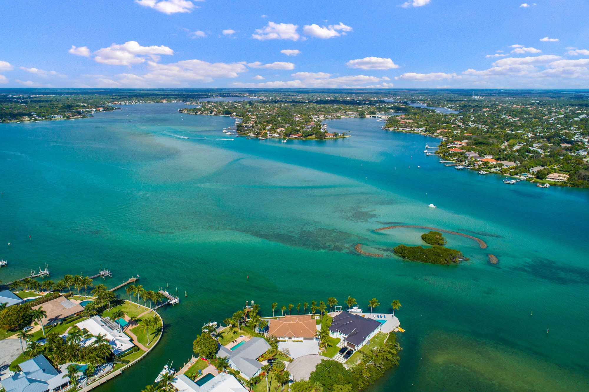 RIO VISTA OF ISLAND SHORE - Residential