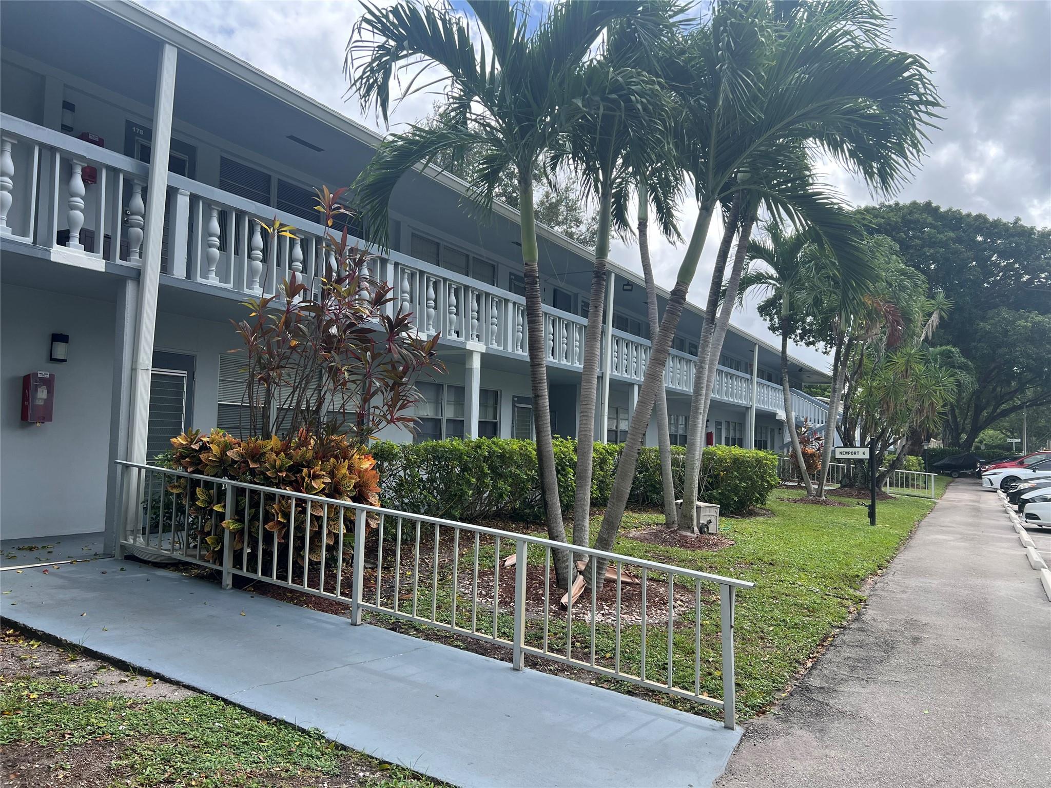 CENTURY VILLAGE EAST - Residential Lease