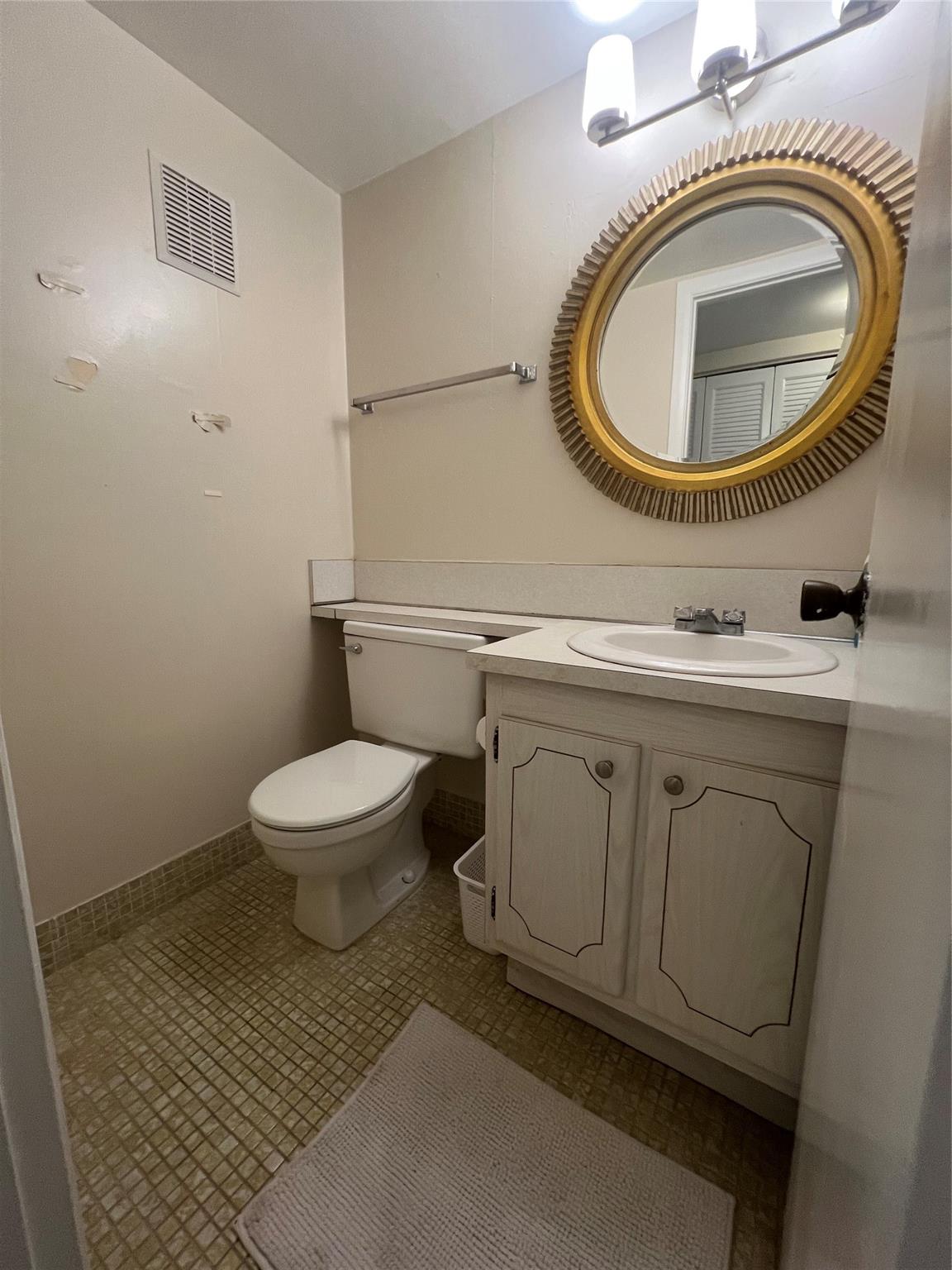 CENTURY VILLAGE EAST - Residential Lease