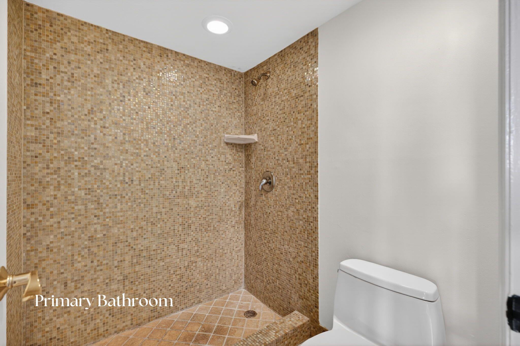 JUPITER OCEAN AND RACQUET CLUB - Residential