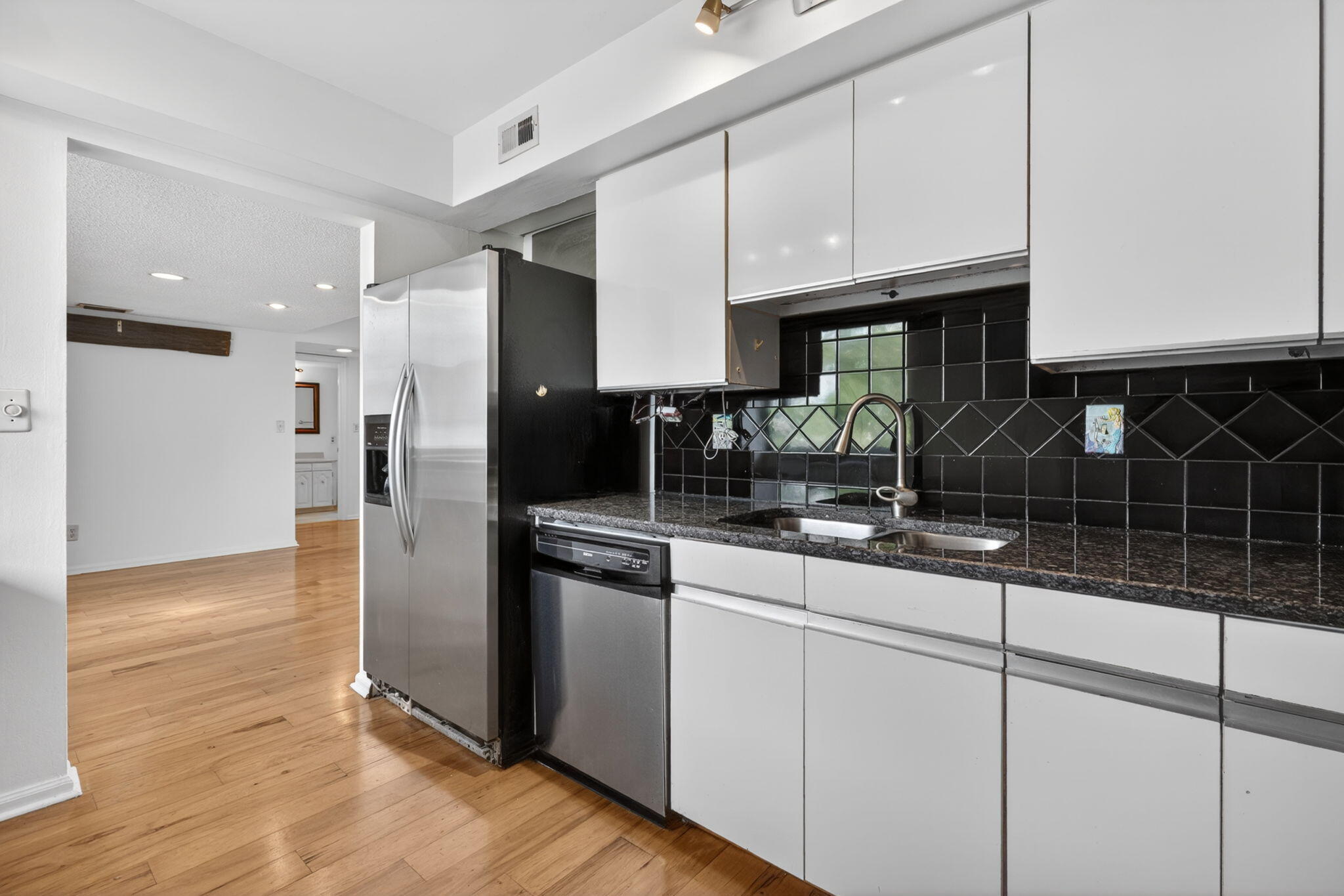 JUPITER OCEAN AND RACQUET CLUB - Residential