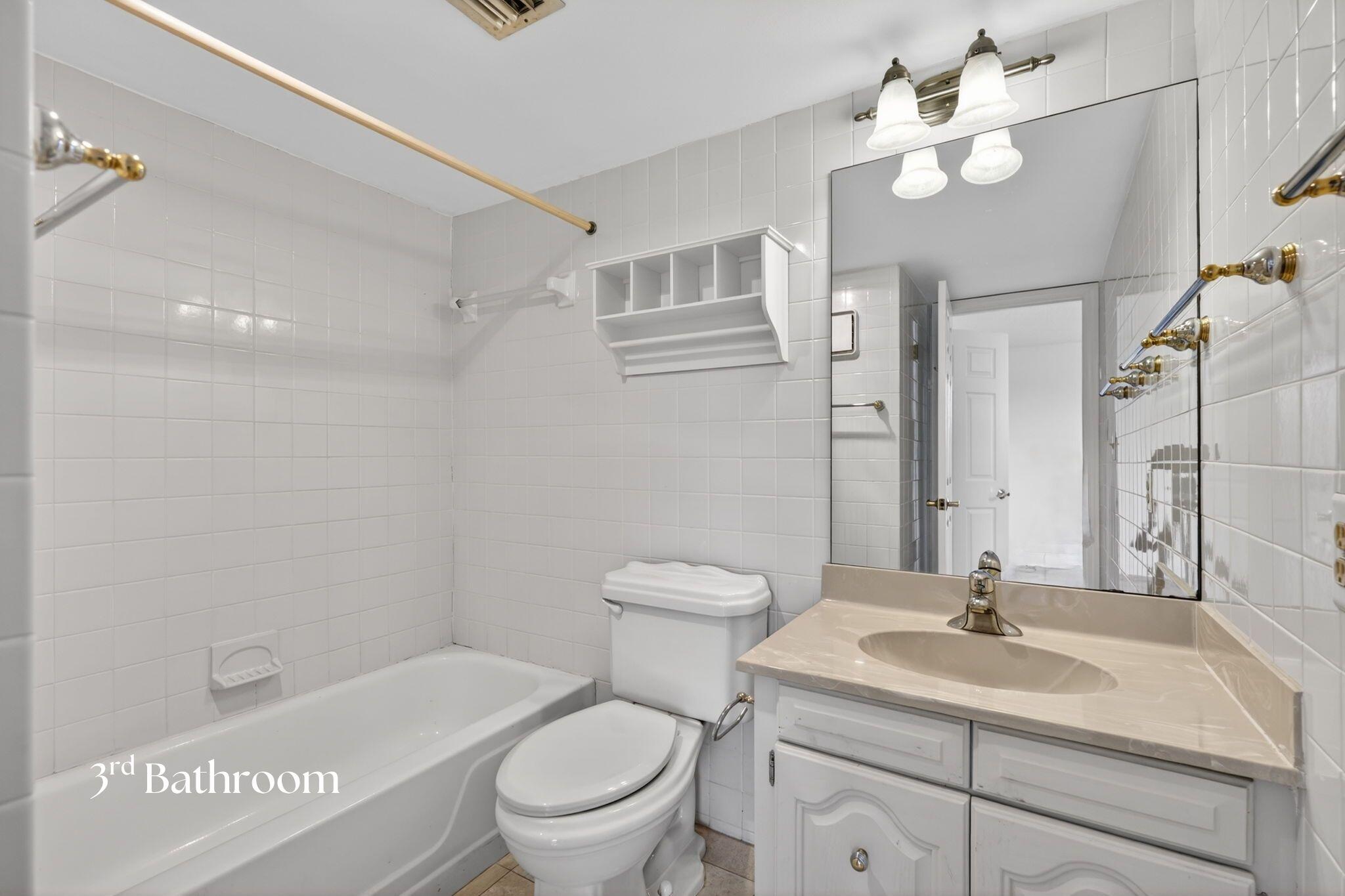 JUPITER OCEAN AND RACQUET CLUB - Residential