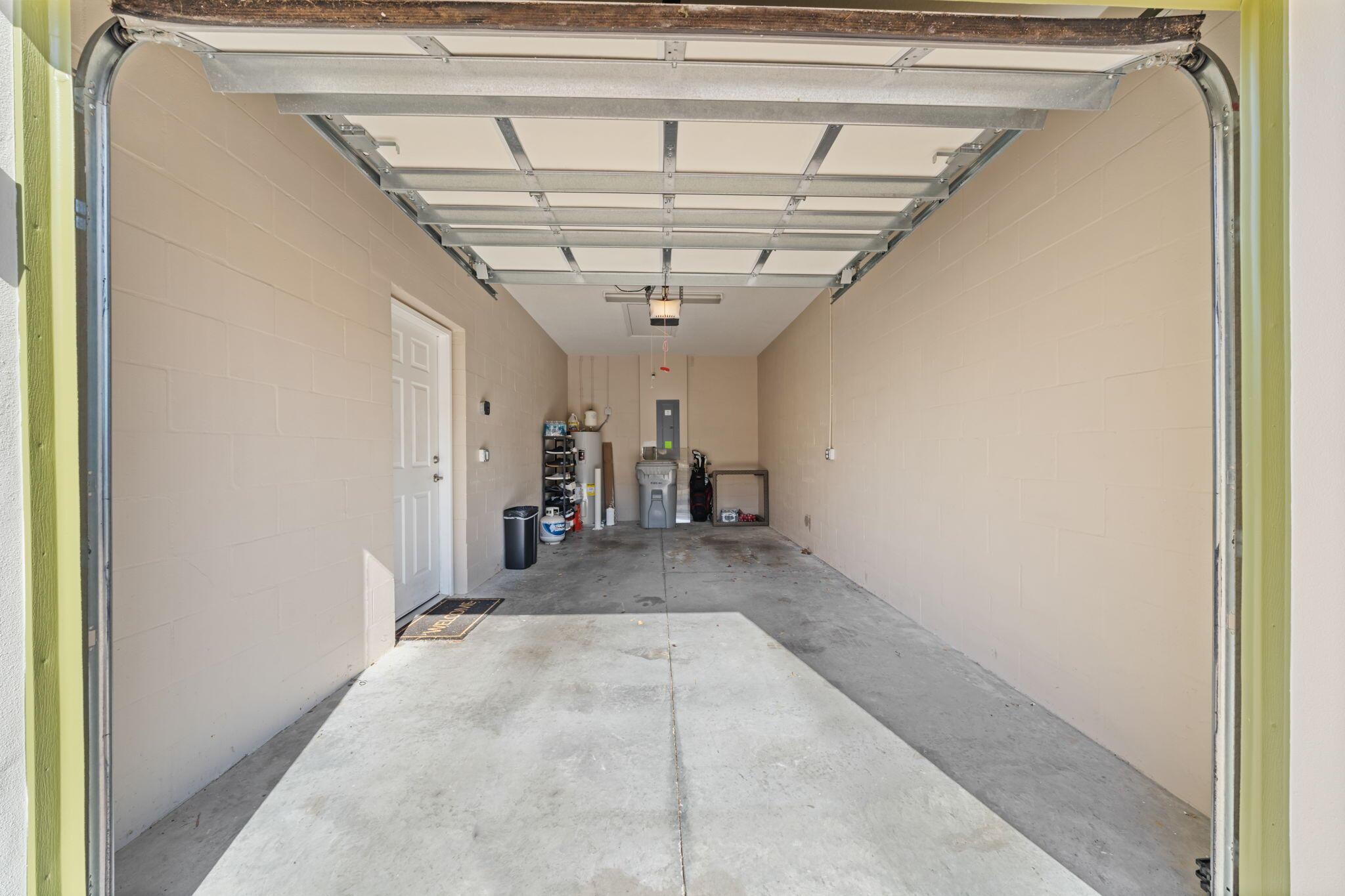 PROVENCE BAY 1 - Residential