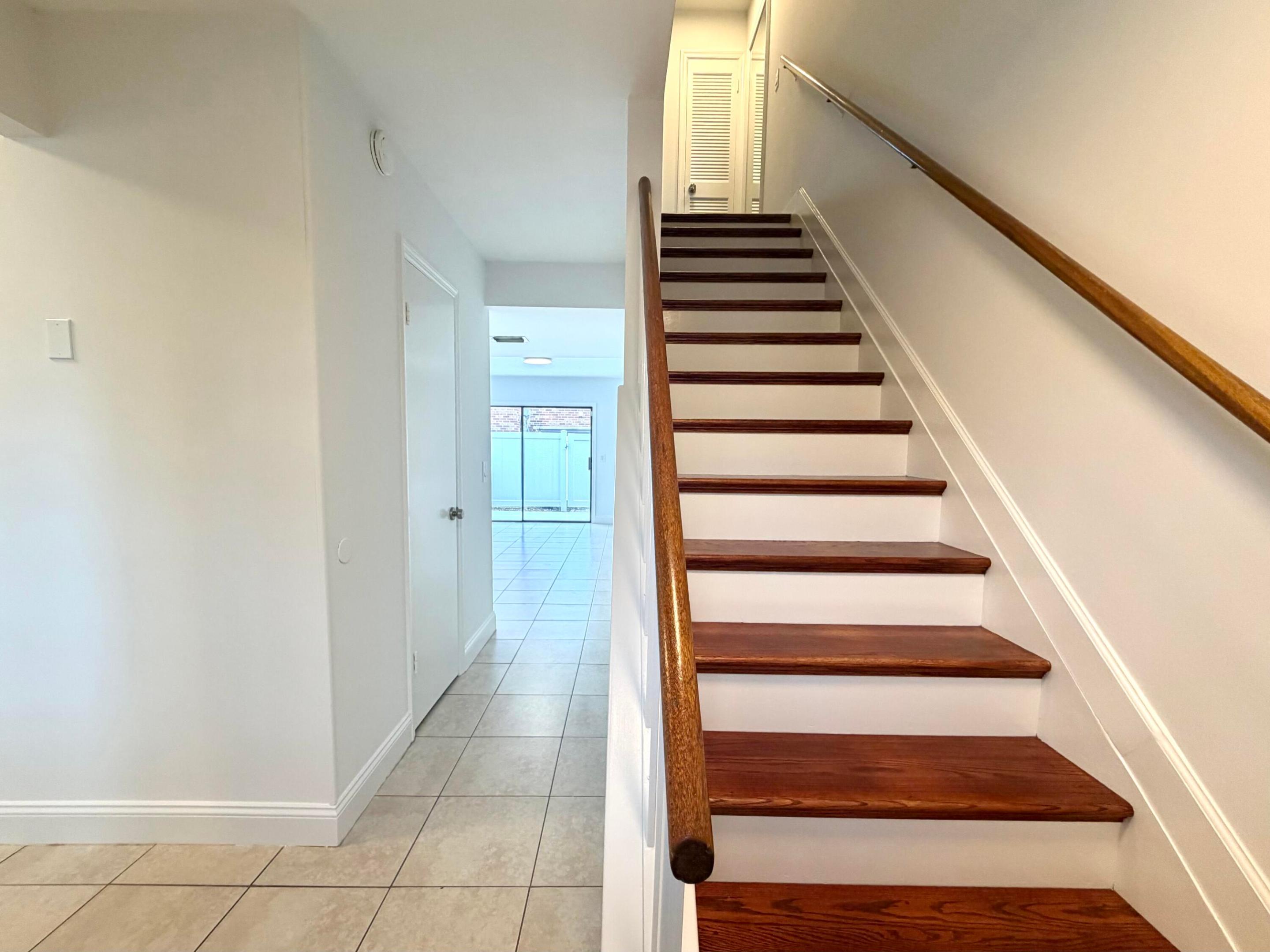 WENDIMERE VILLAS PH II CONDO - Residential Lease