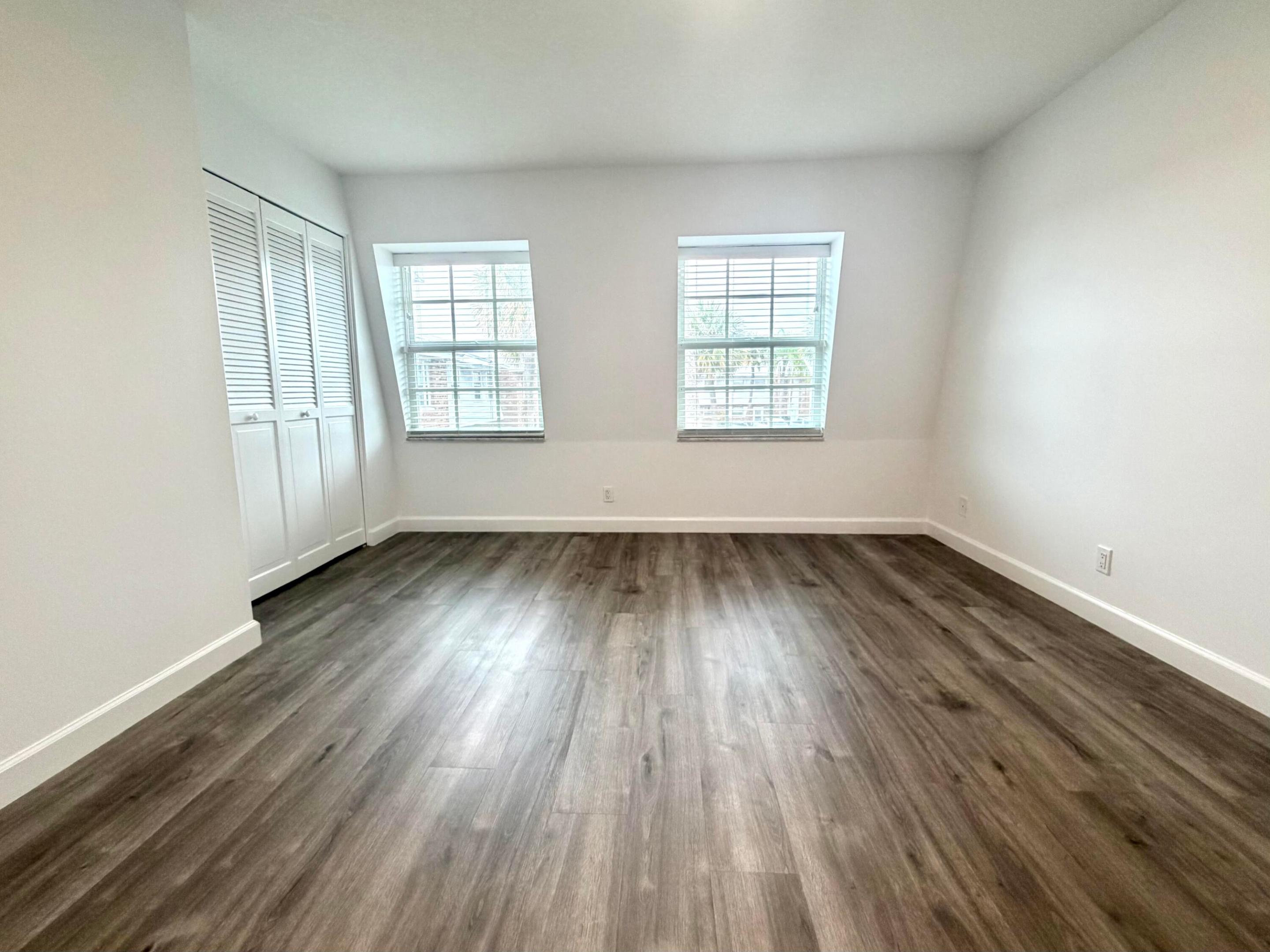 WENDIMERE VILLAS PH II CONDO - Residential Lease