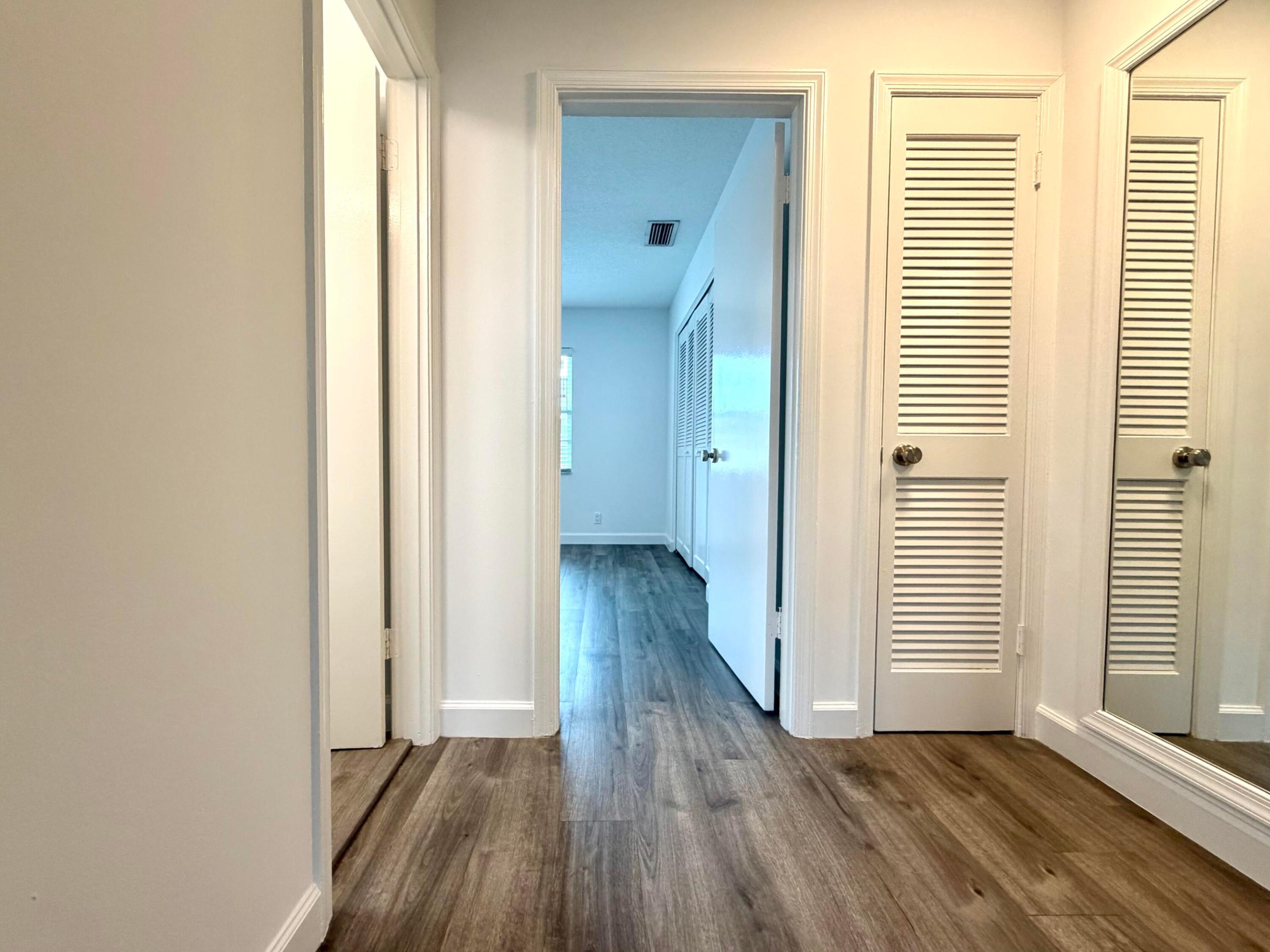 WENDIMERE VILLAS PH II CONDO - Residential Lease