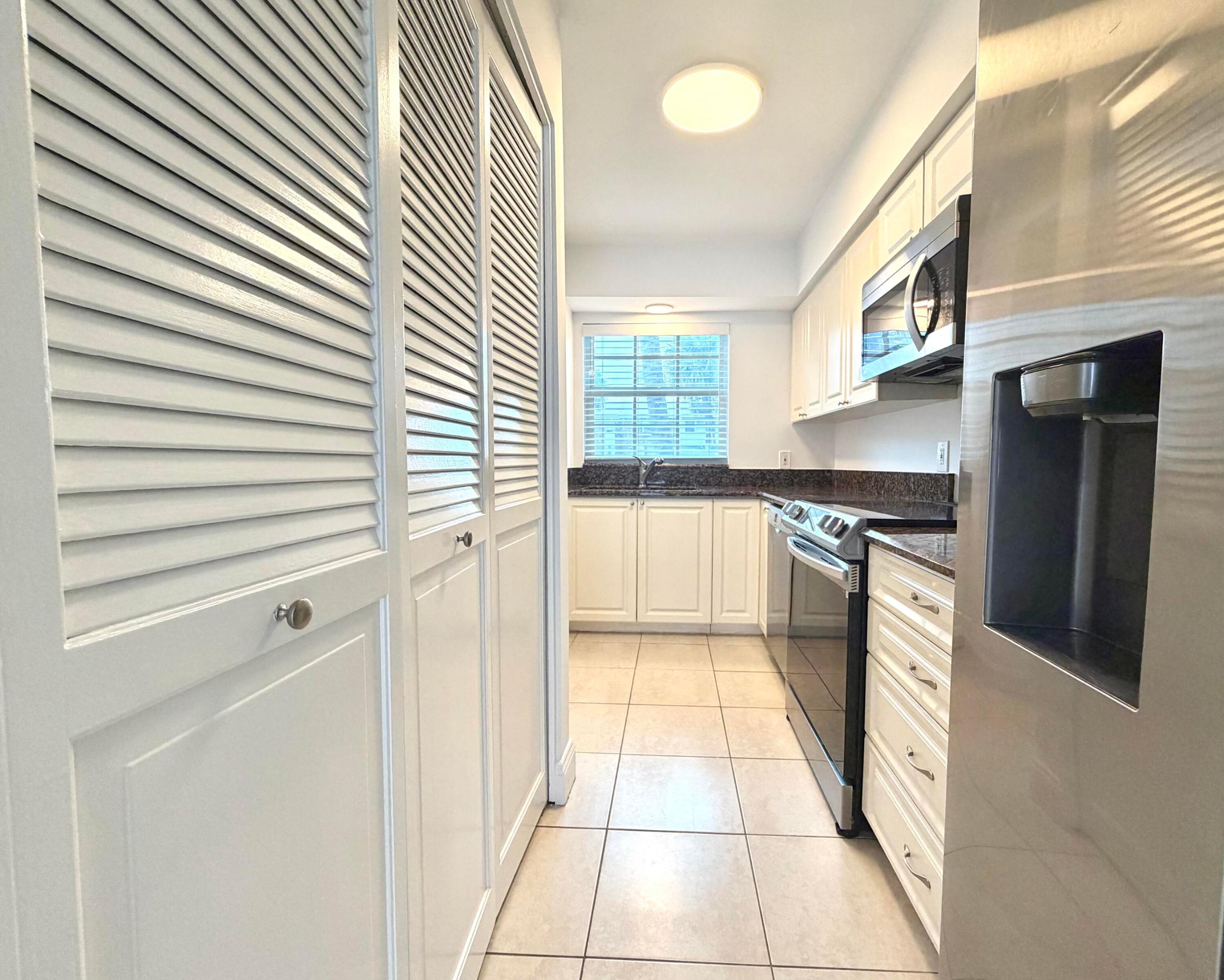 WENDIMERE VILLAS PH II CONDO - Residential Lease