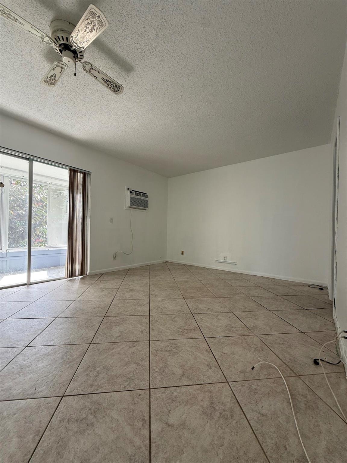 CENTURY VILLAGE WEST PALM - Residential Lease