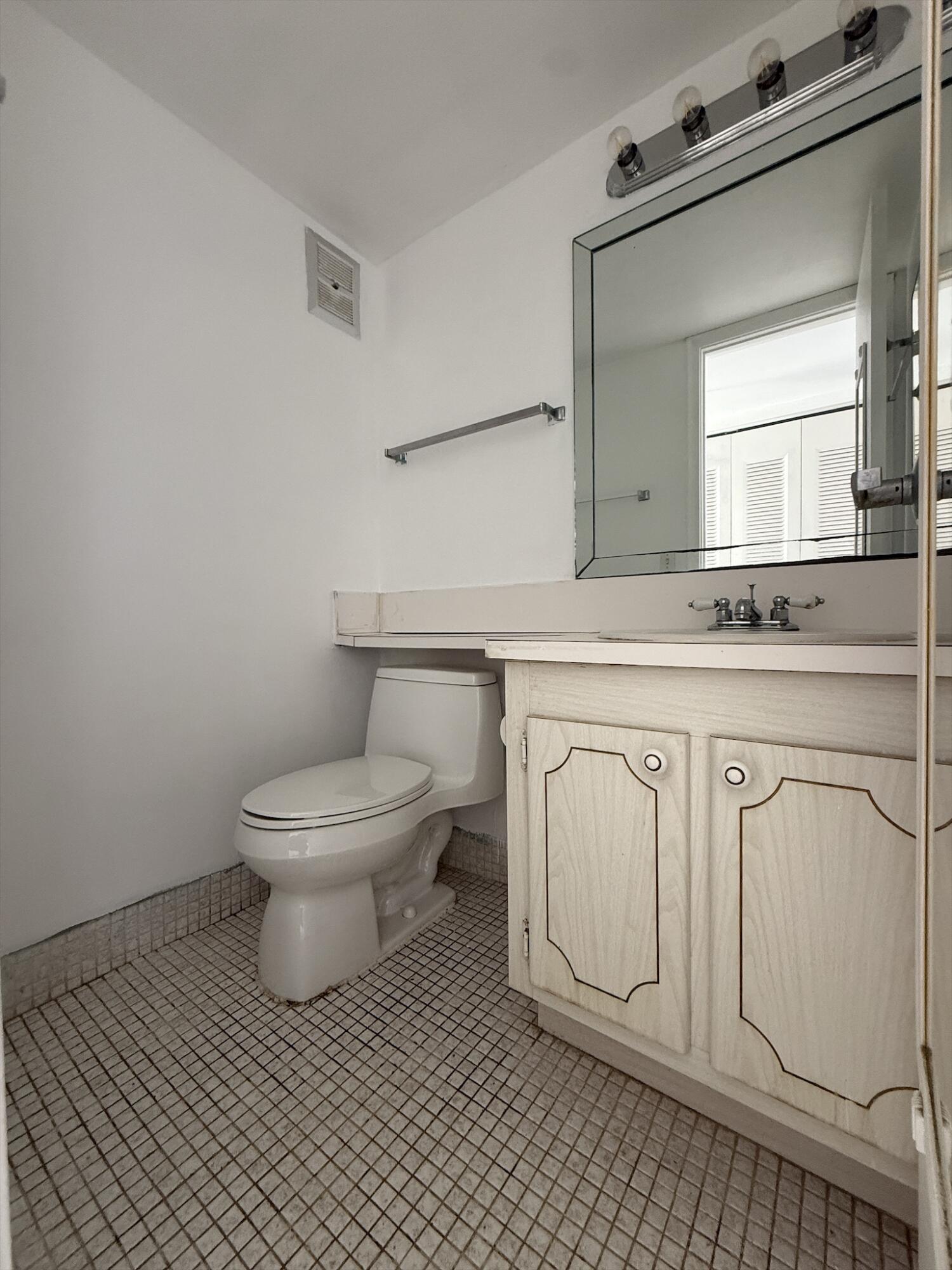 CENTURY VILLAGE WEST PALM - Residential Lease