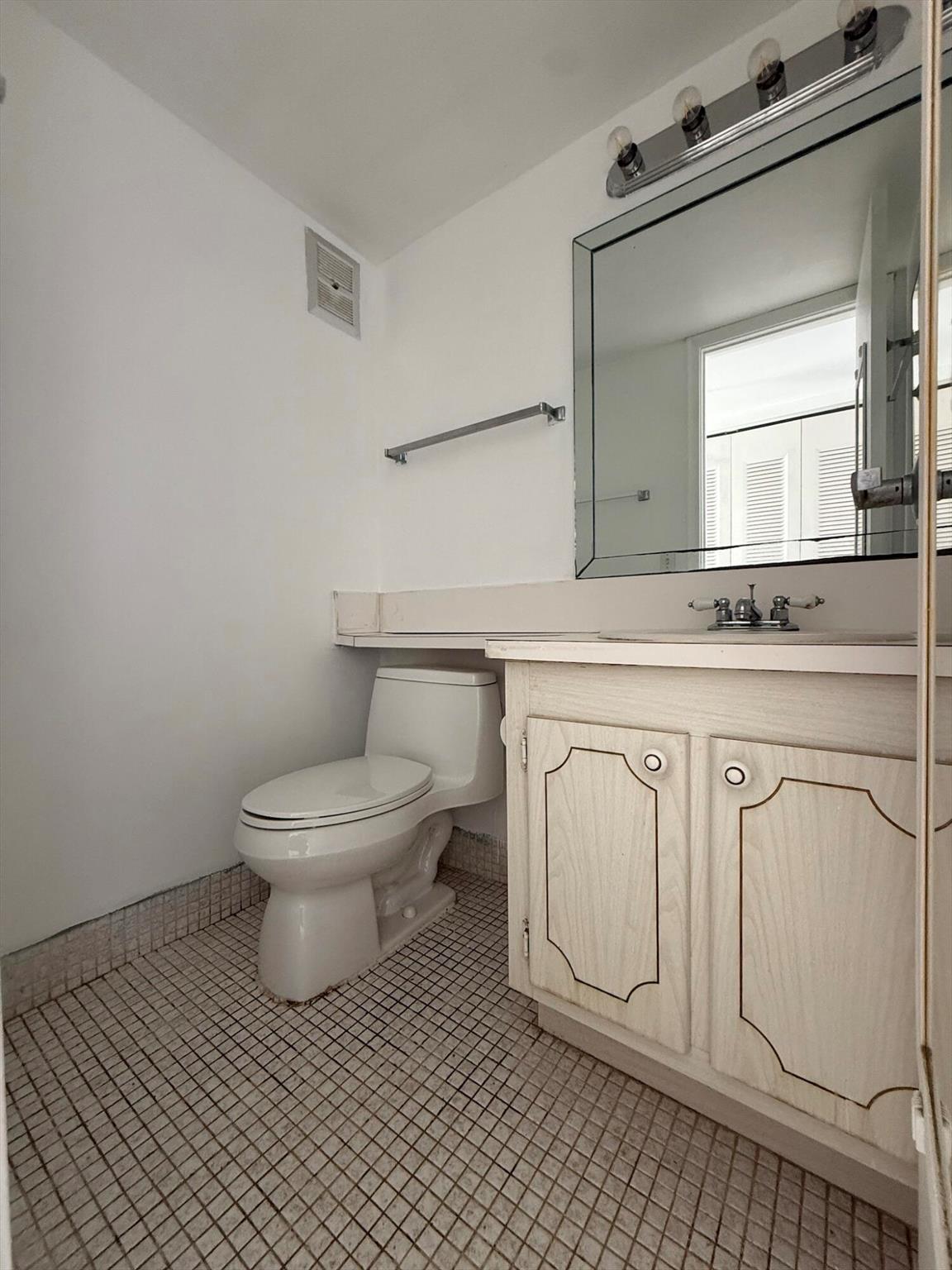 CENTURY VILLAGE WEST PALM - Residential Lease