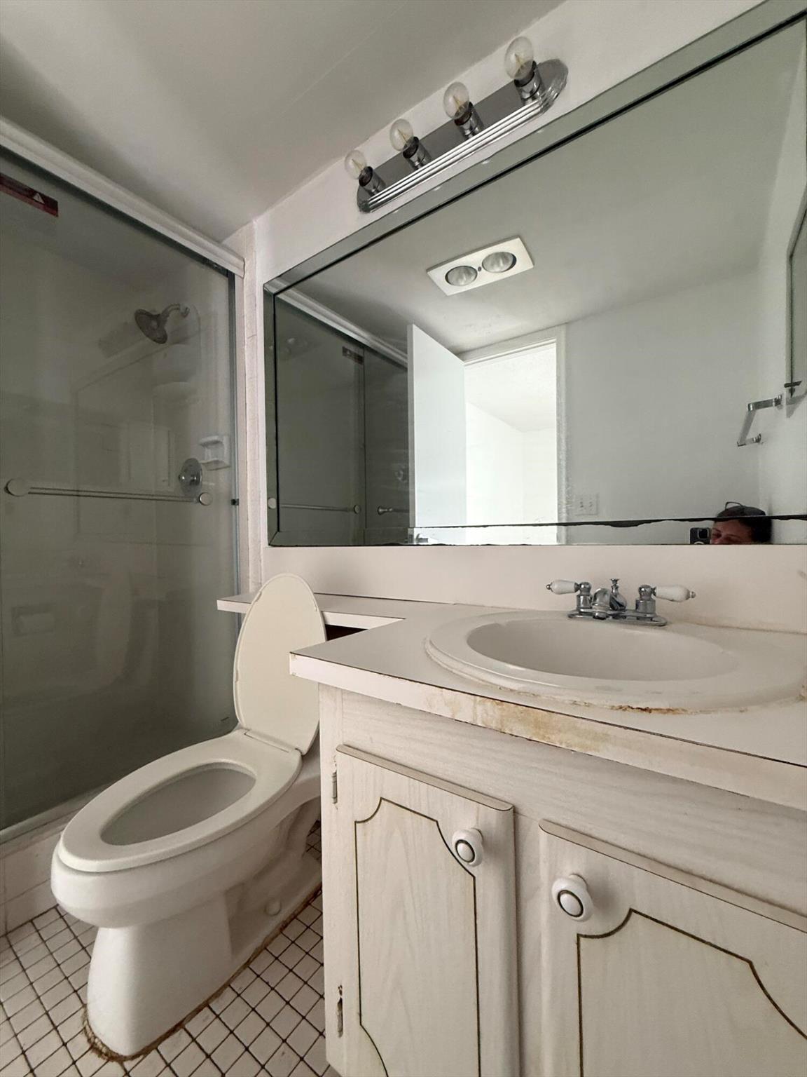 CENTURY VILLAGE WEST PALM - Residential Lease