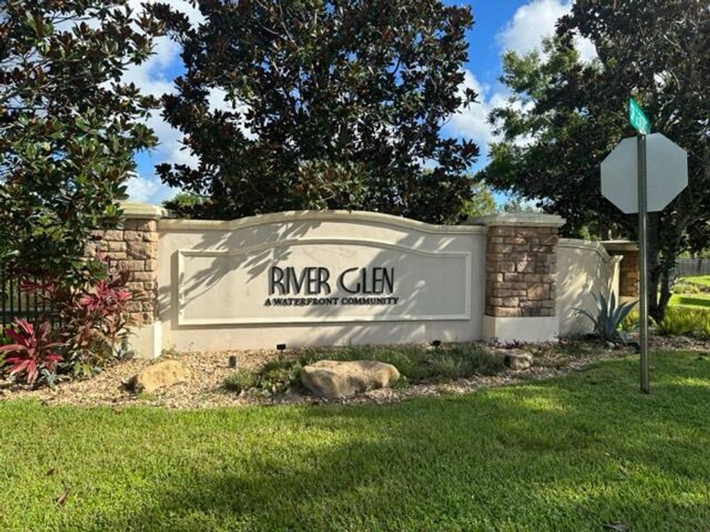 Photo of 687 SW Glen Crest Way, Stuart, FL 34997 (MLS # R10925806)